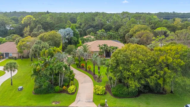 Paddock Park 1 Residence photo 42