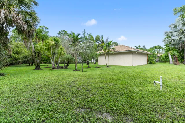 Paddock Park 1 Residence photo 53