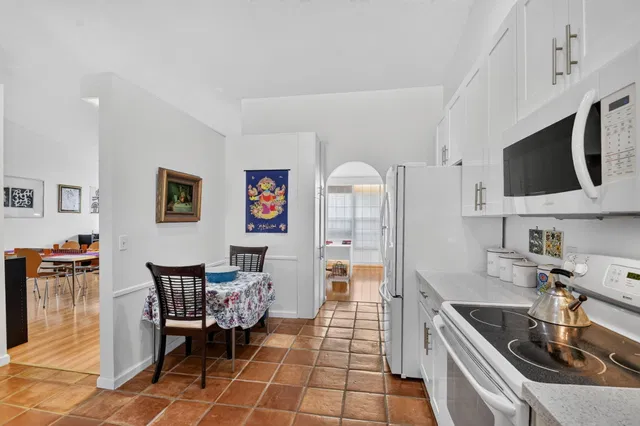 Residence photo 15