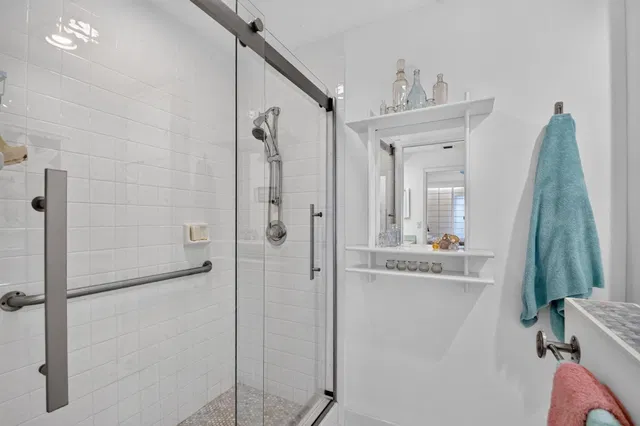 Residence photo 28