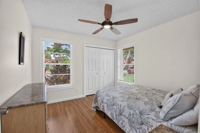  Residence photo 24