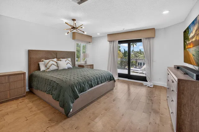 Residence photo 16