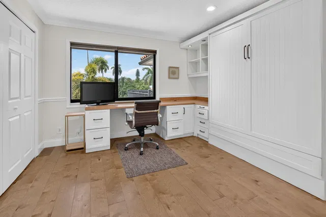 Residence photo 23