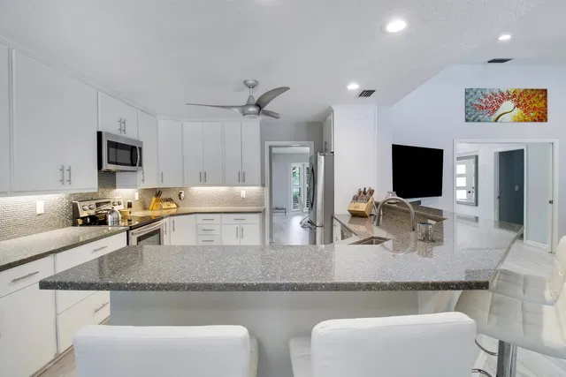 Residence photo 9