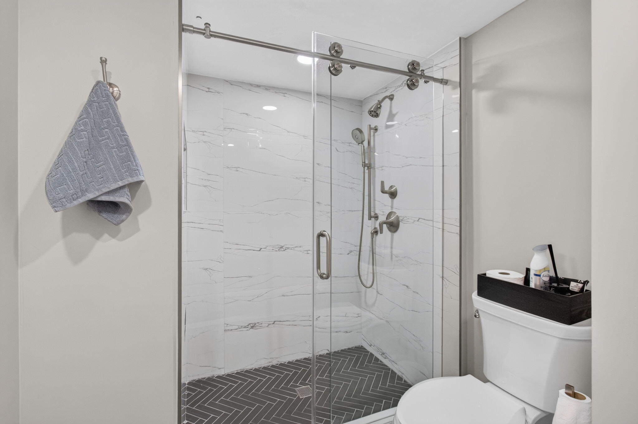 Unit 113 photo 30