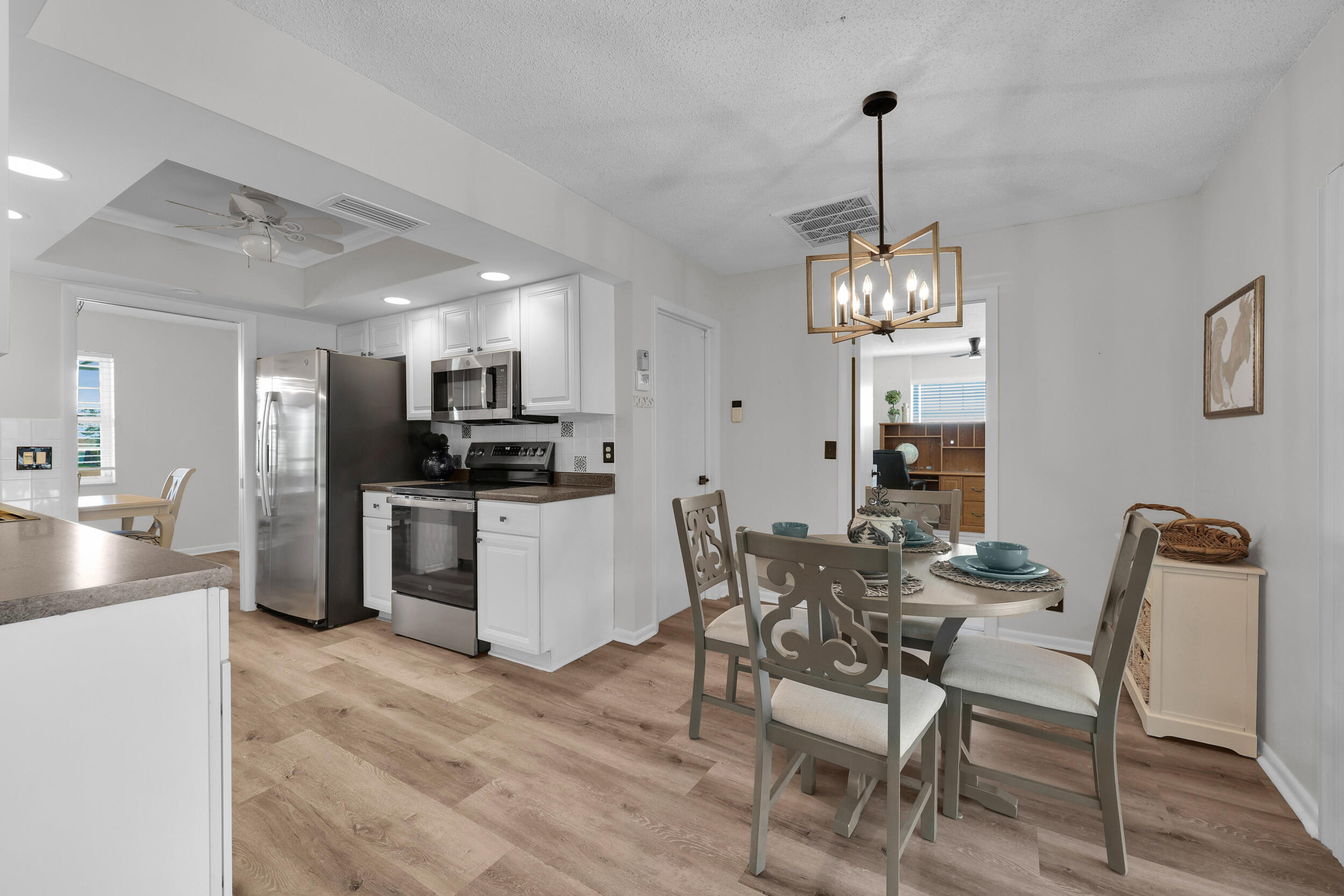 Residence photo 12