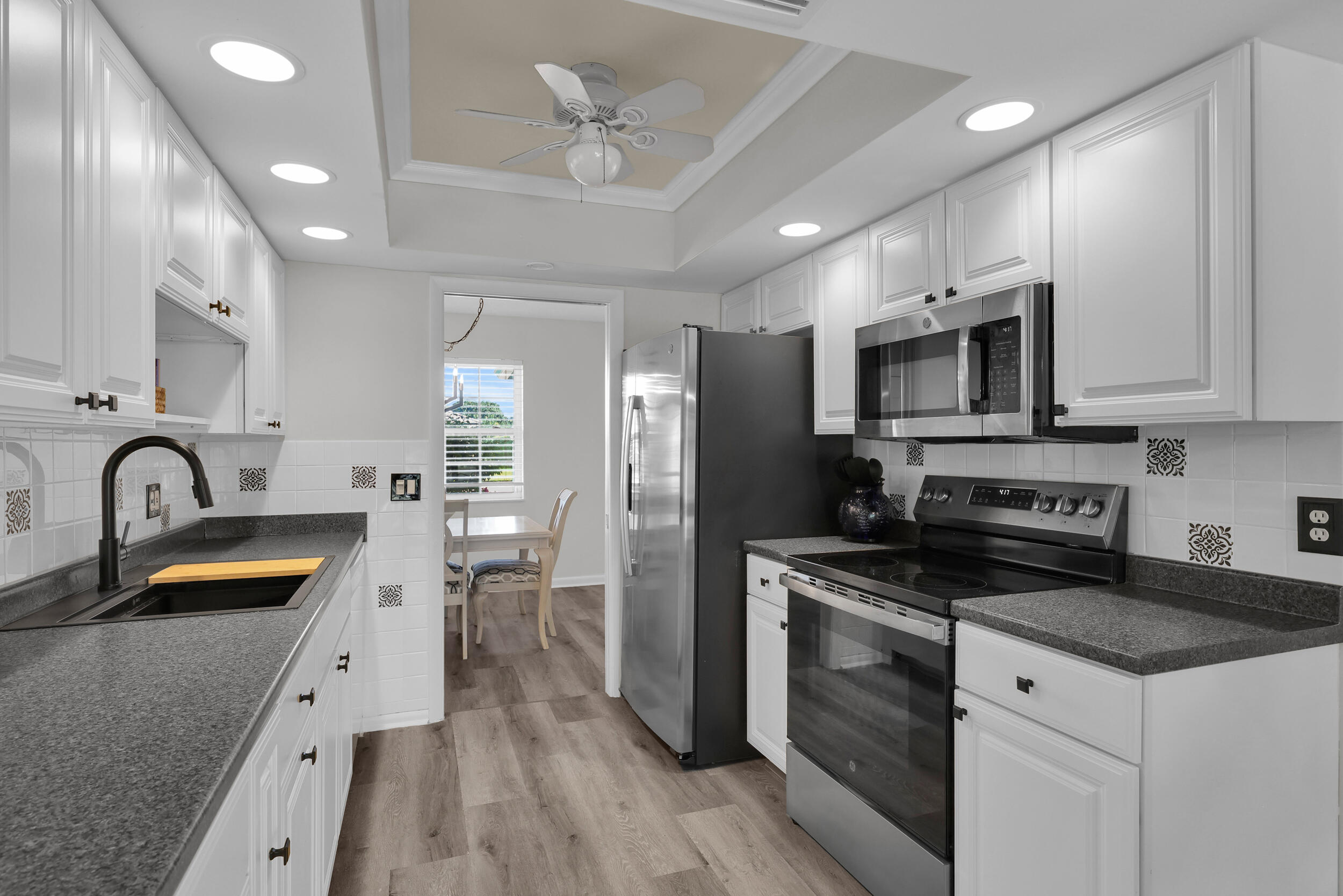 Residence photo 17