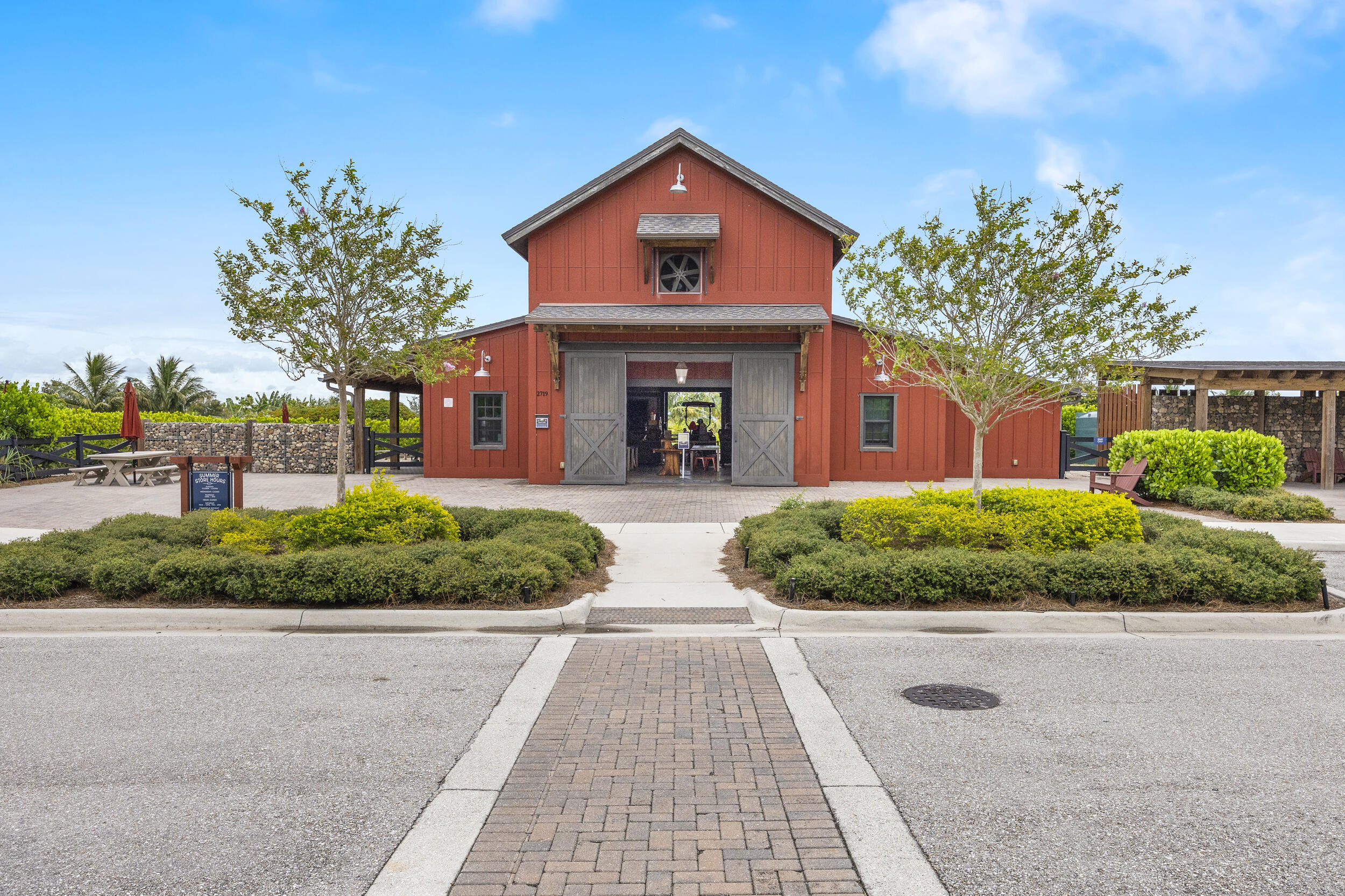 Residence photo 93