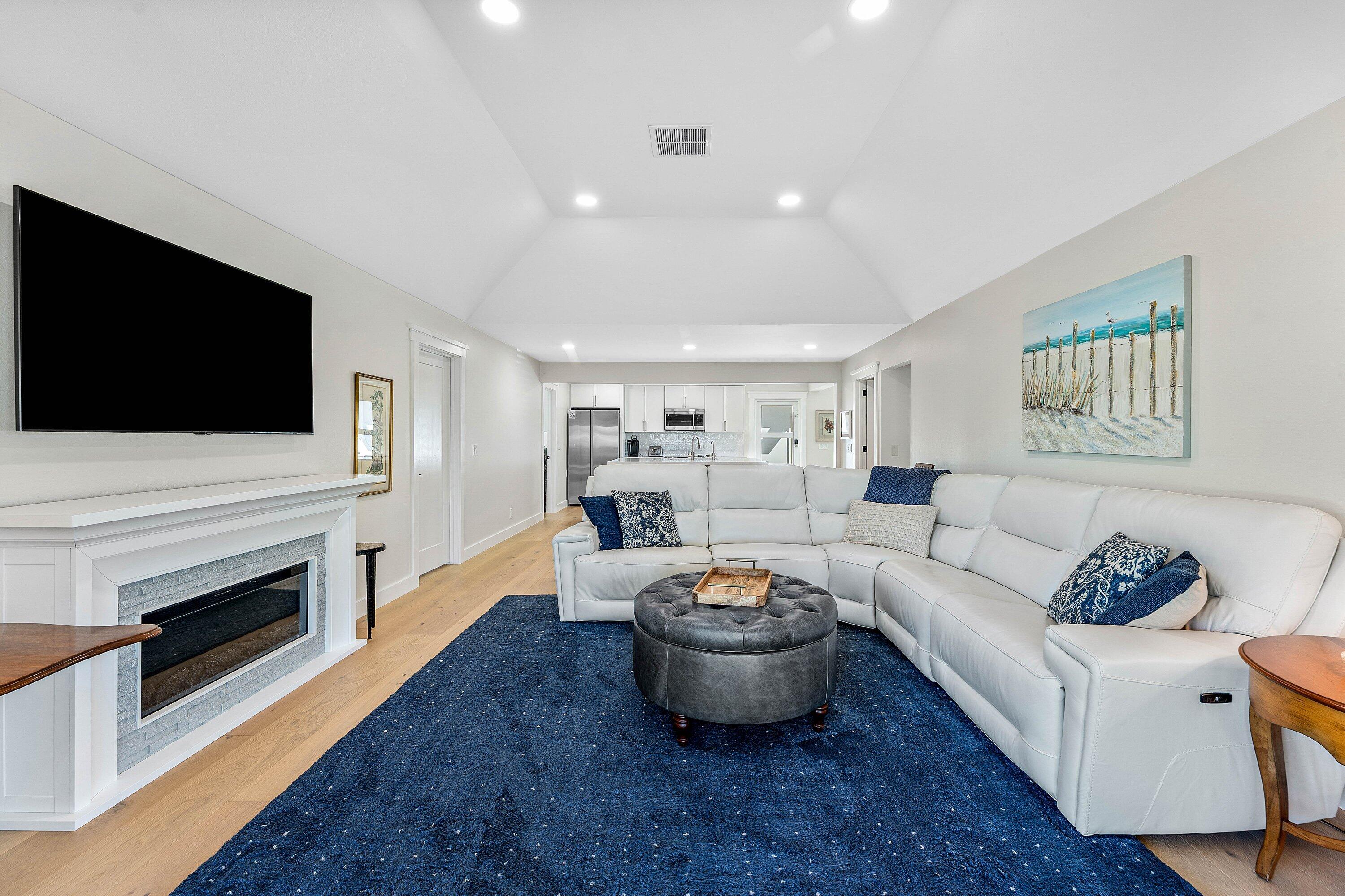 Eastpointe Country Club Residence photo 6