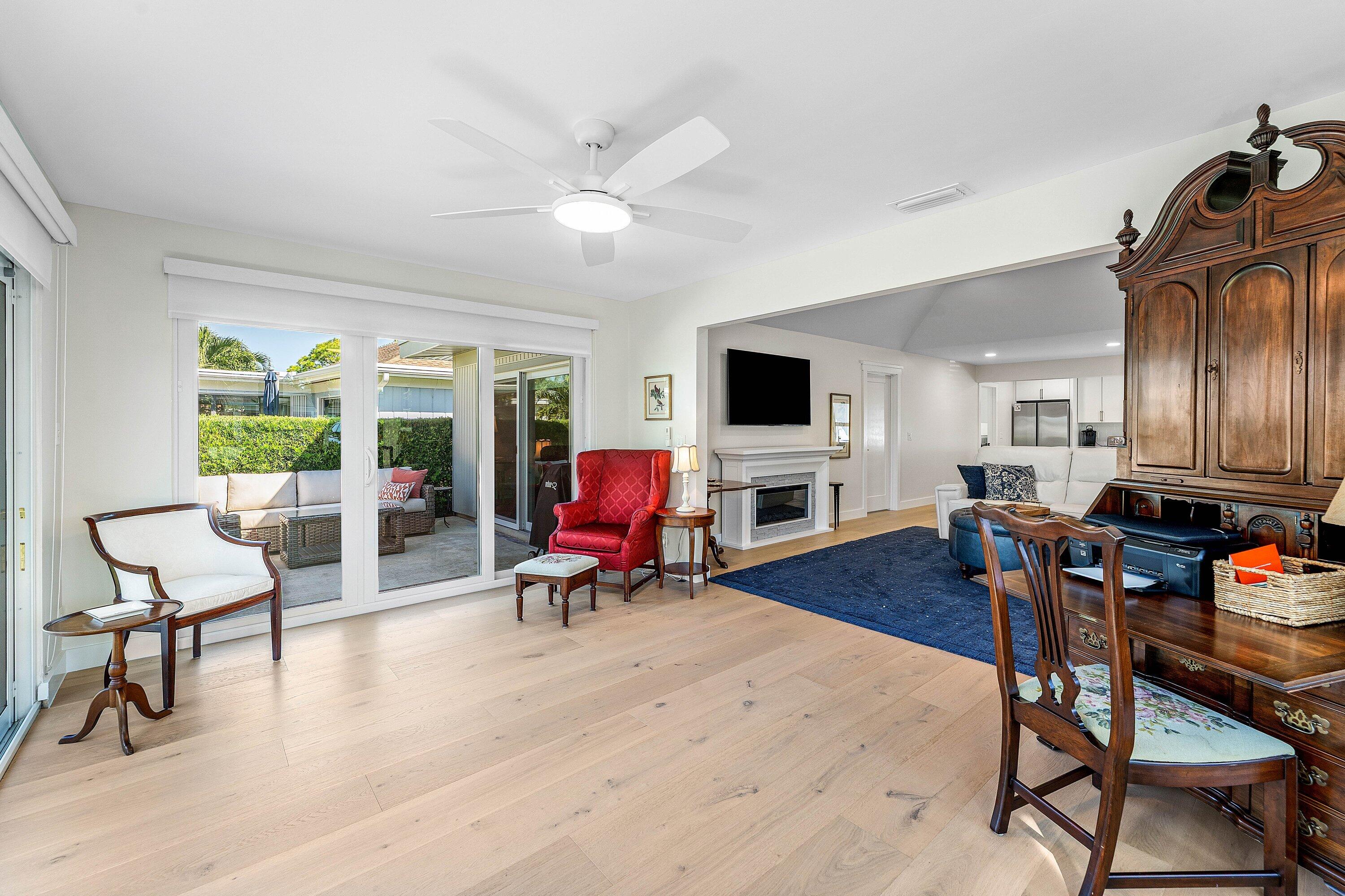 Eastpointe Country Club Residence photo 9