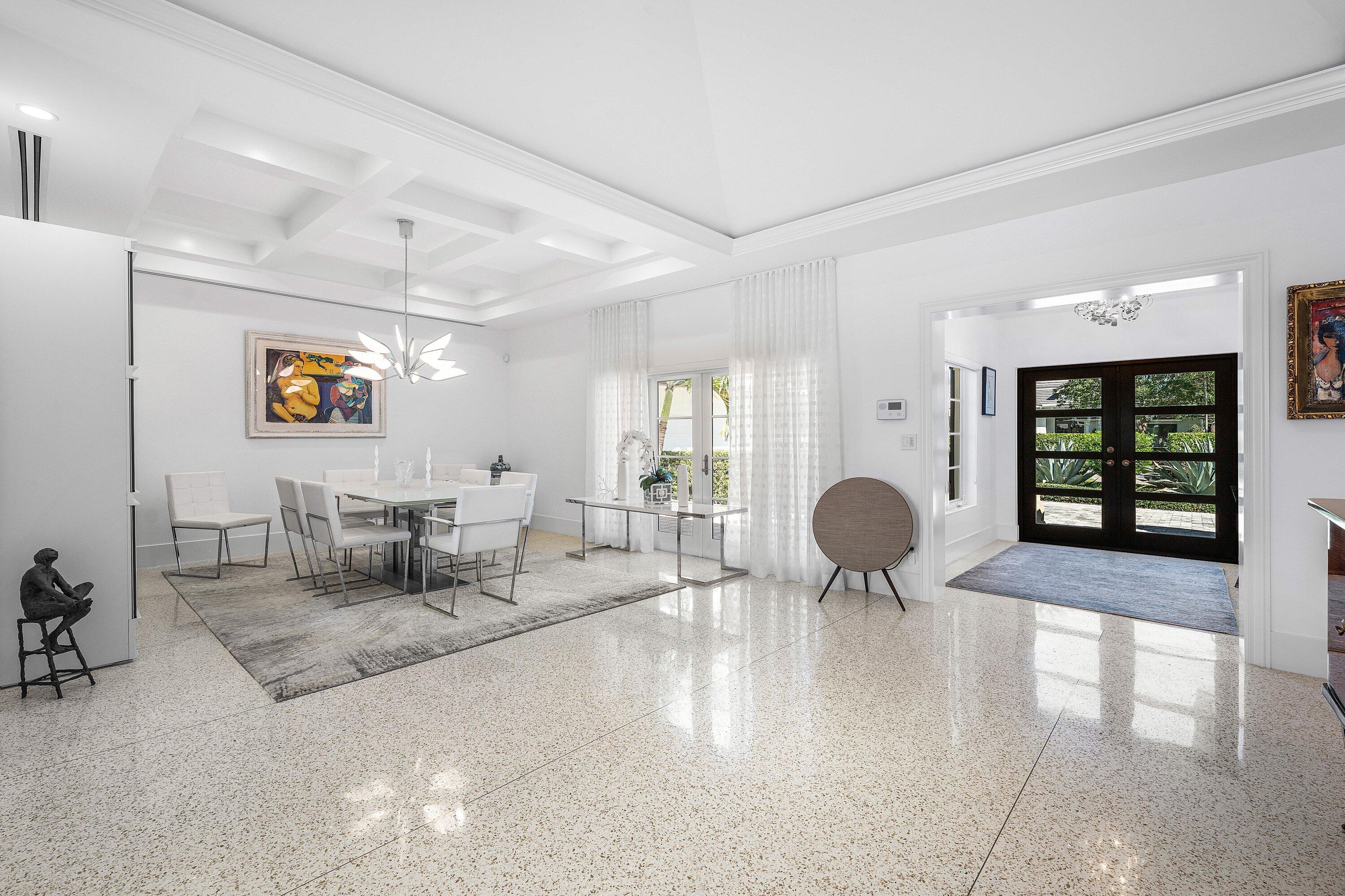  Residence photo 5