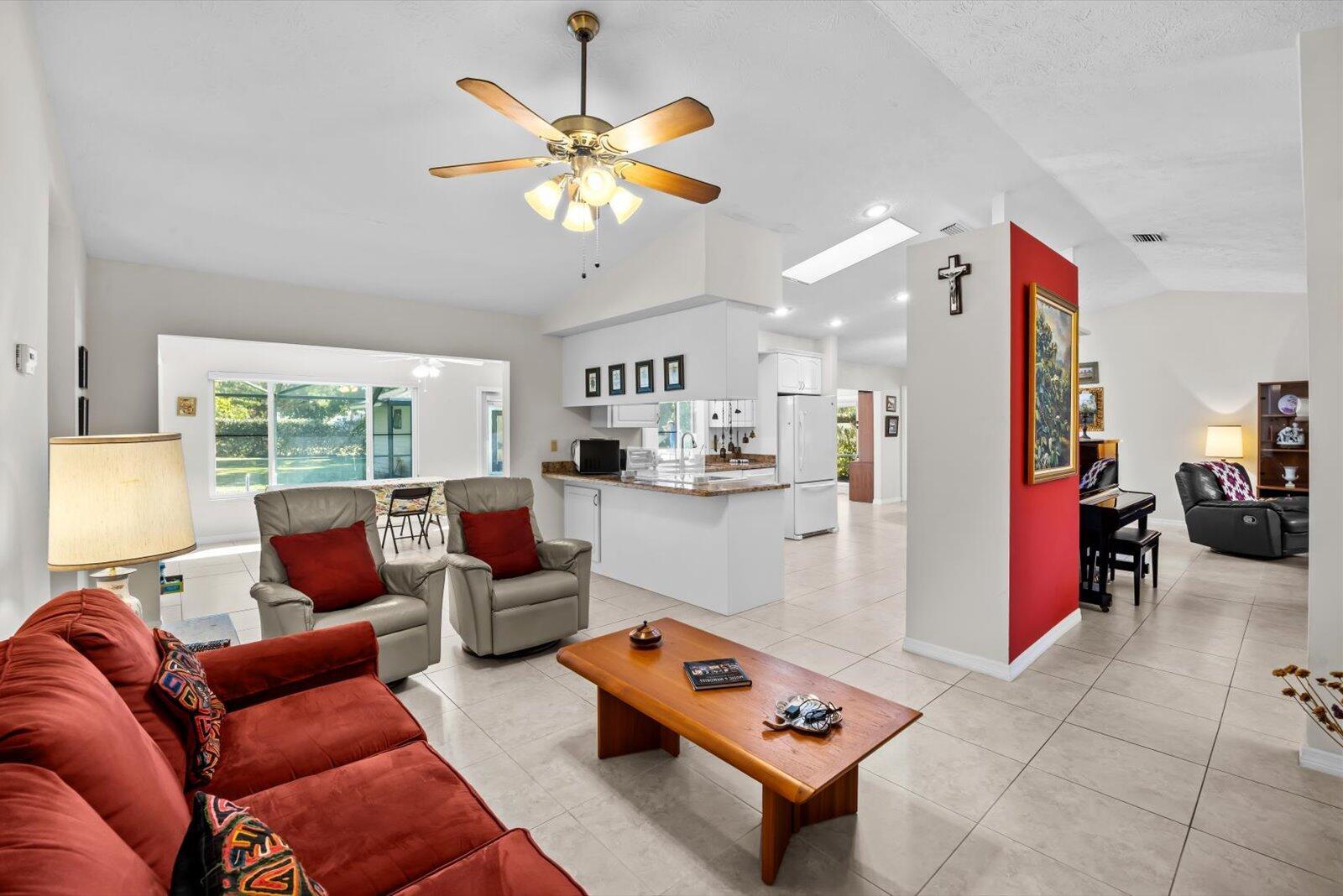Residence photo 8