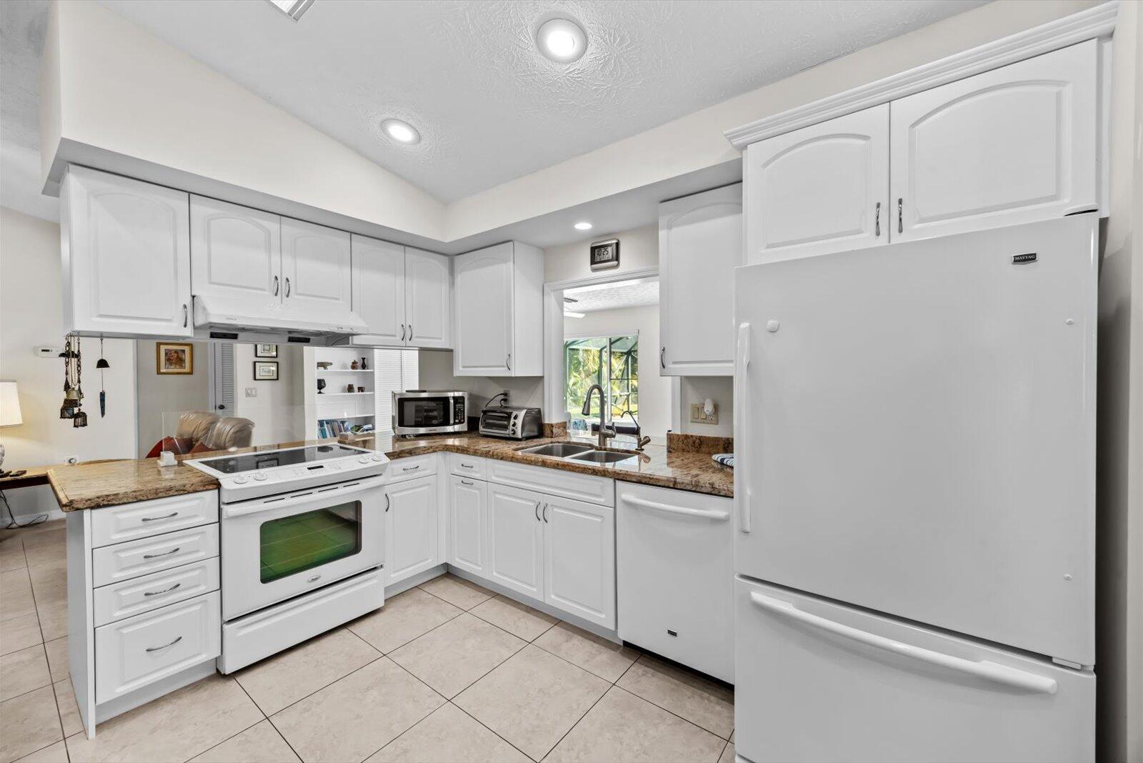 Residence photo 15