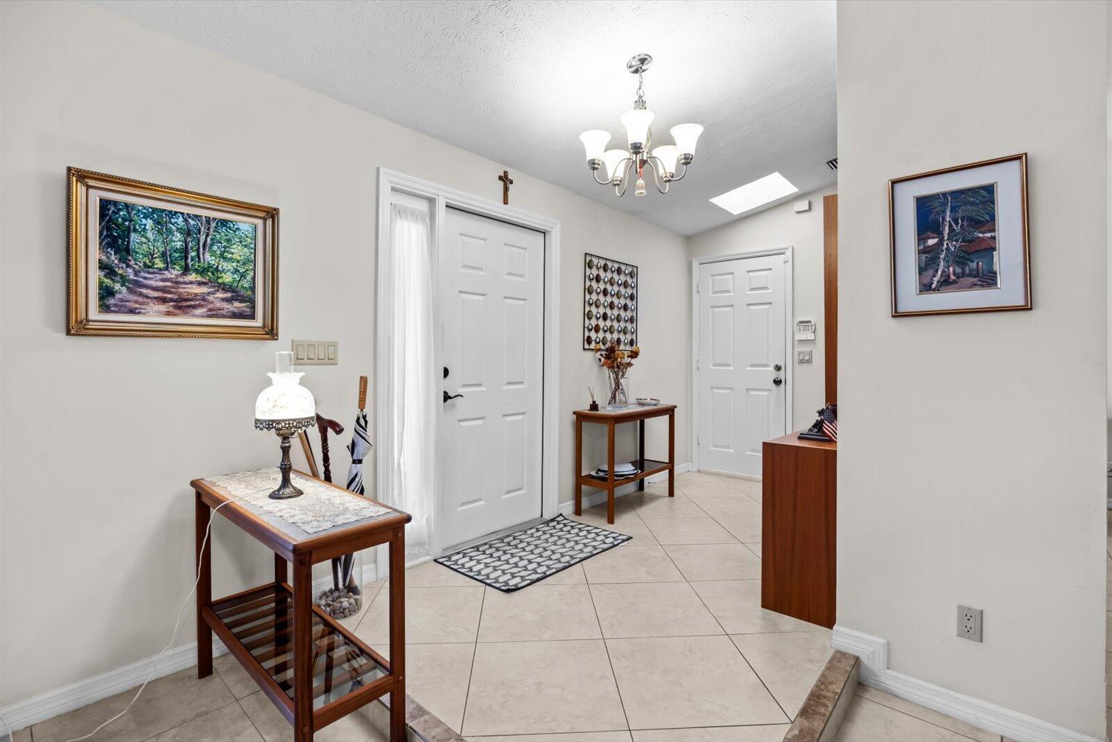 Residence photo 26
