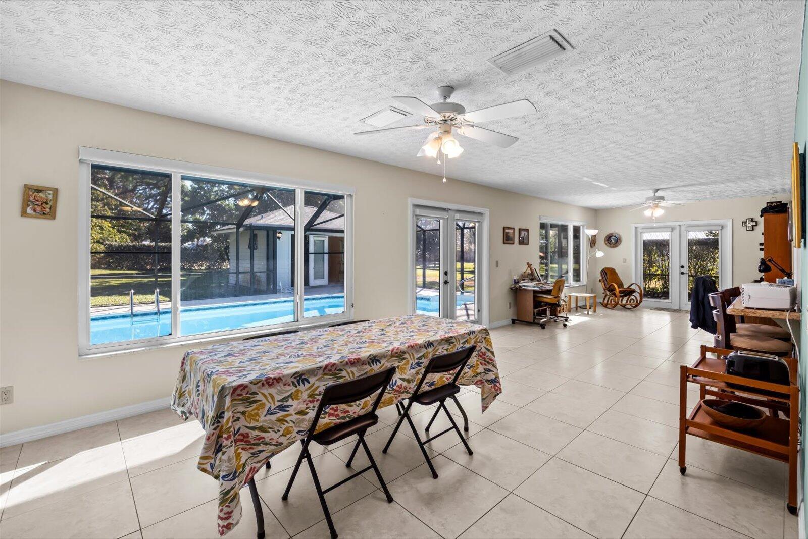Residence photo 39
