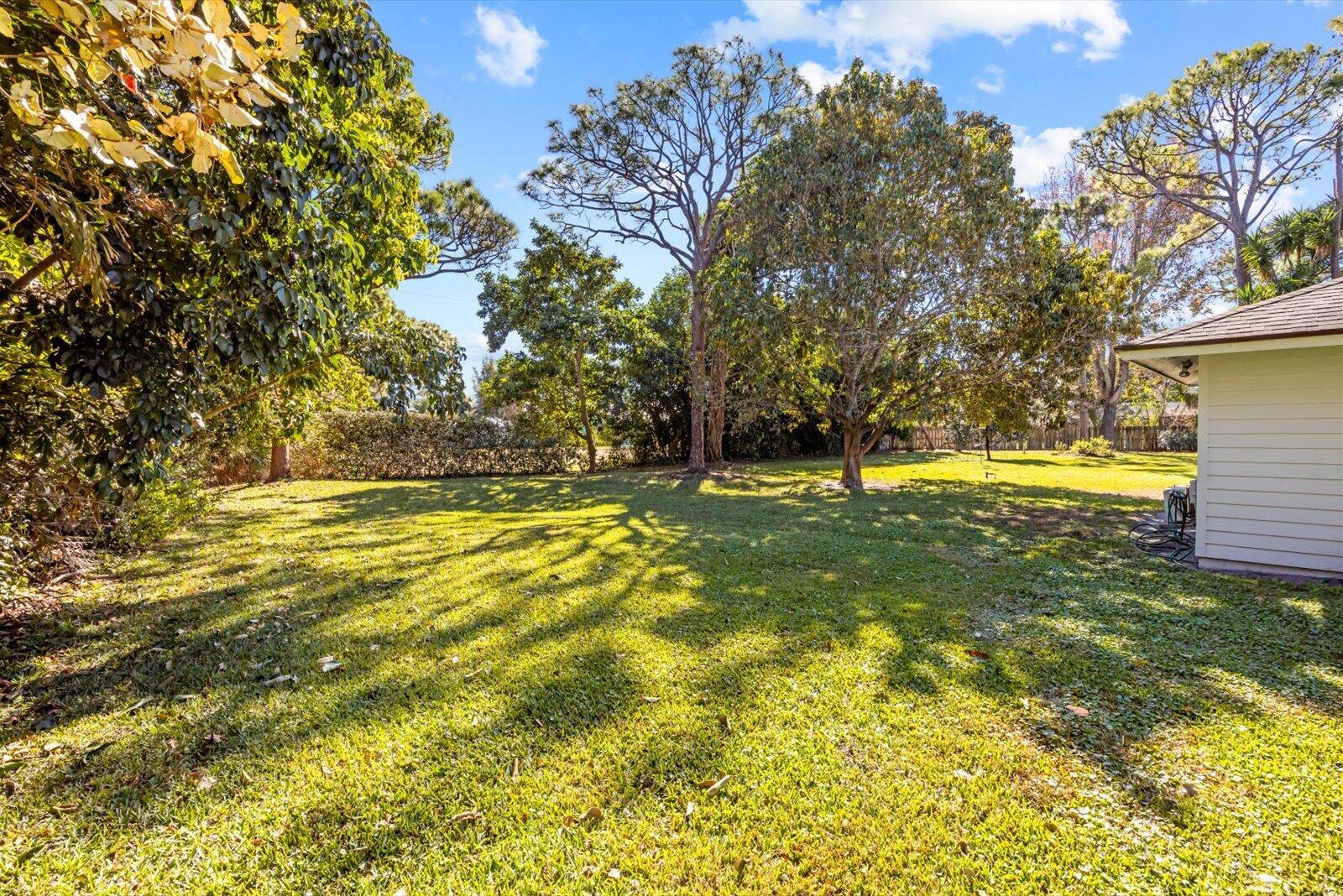 Residence photo 43