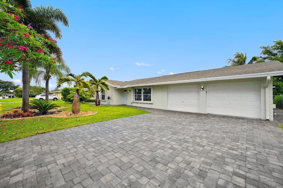  Residence photo 4