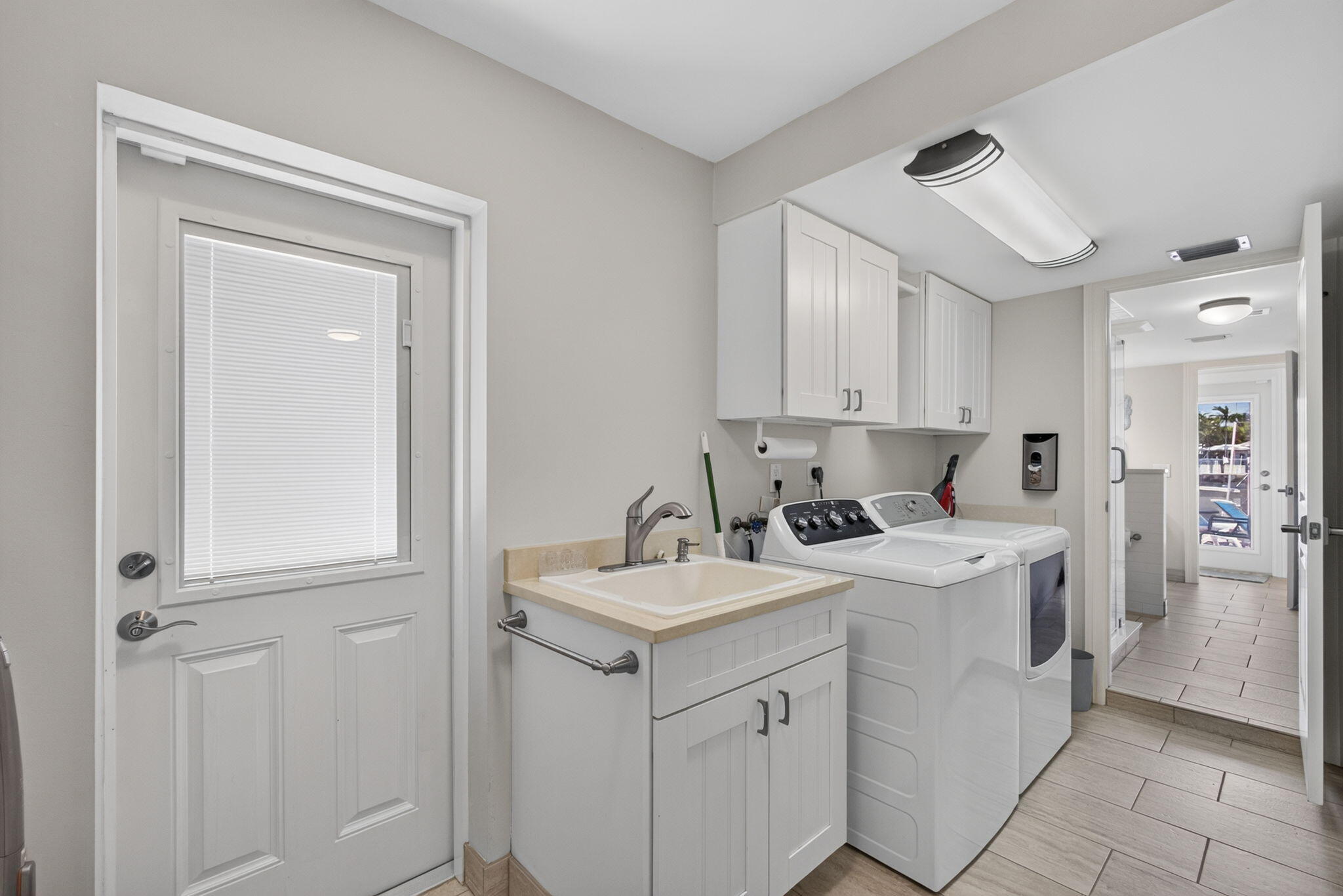 Singer Island Residence photo 21
