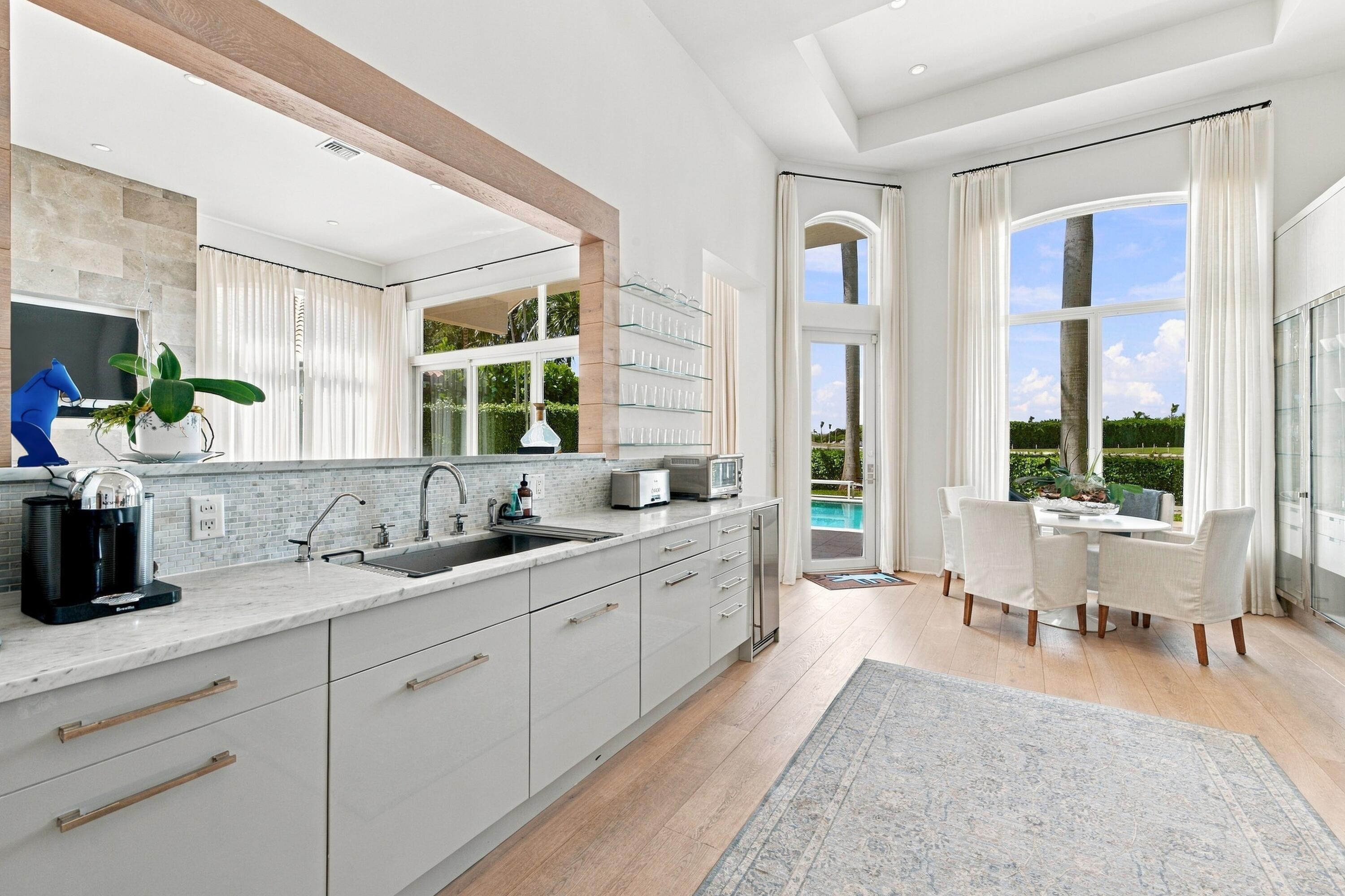 Equestrian Club Estates Residence photo 14