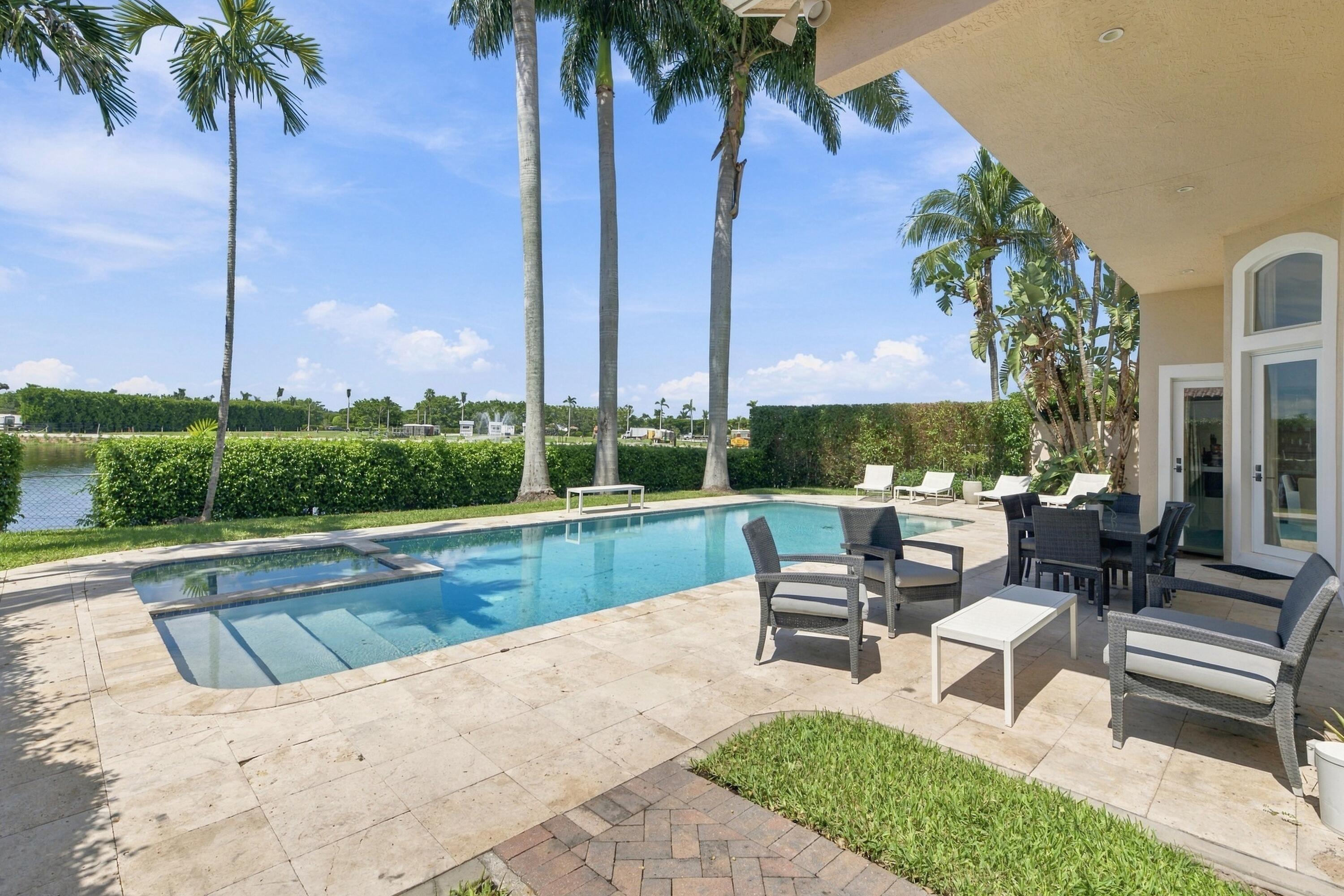 Equestrian Club Estates Residence photo 42