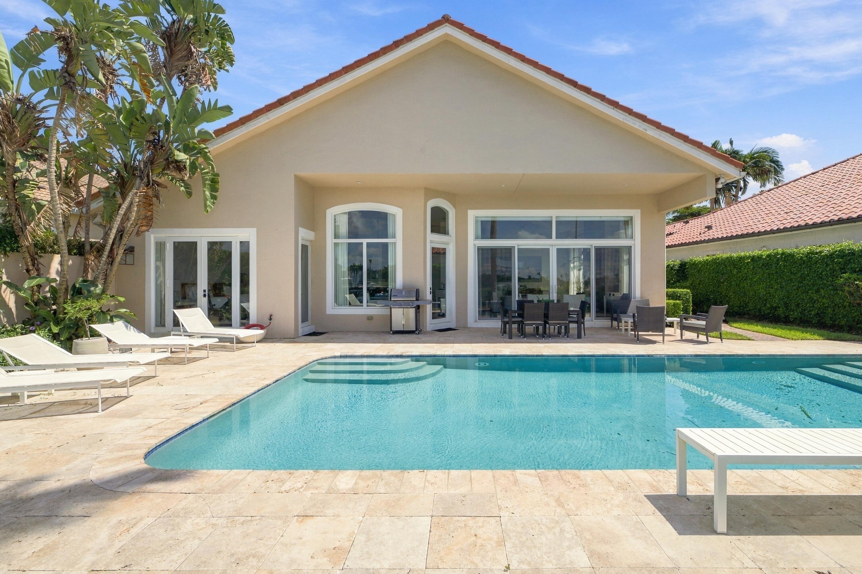 Equestrian Club Estates Residence photo 44