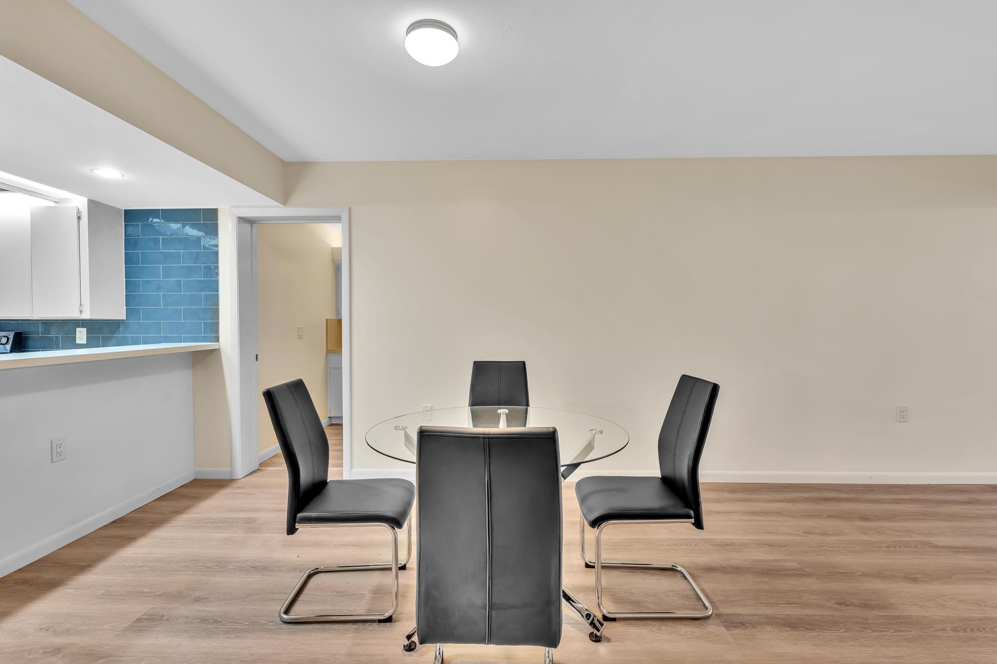 Unit 202 photo 14