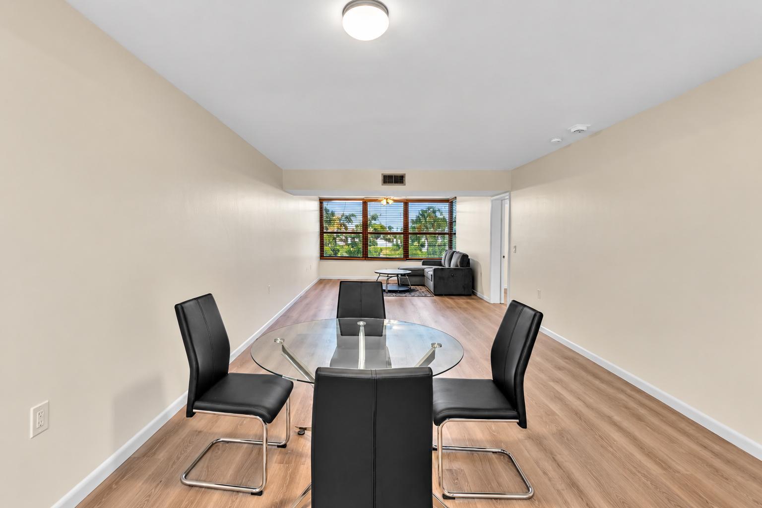 Unit 202 photo 21