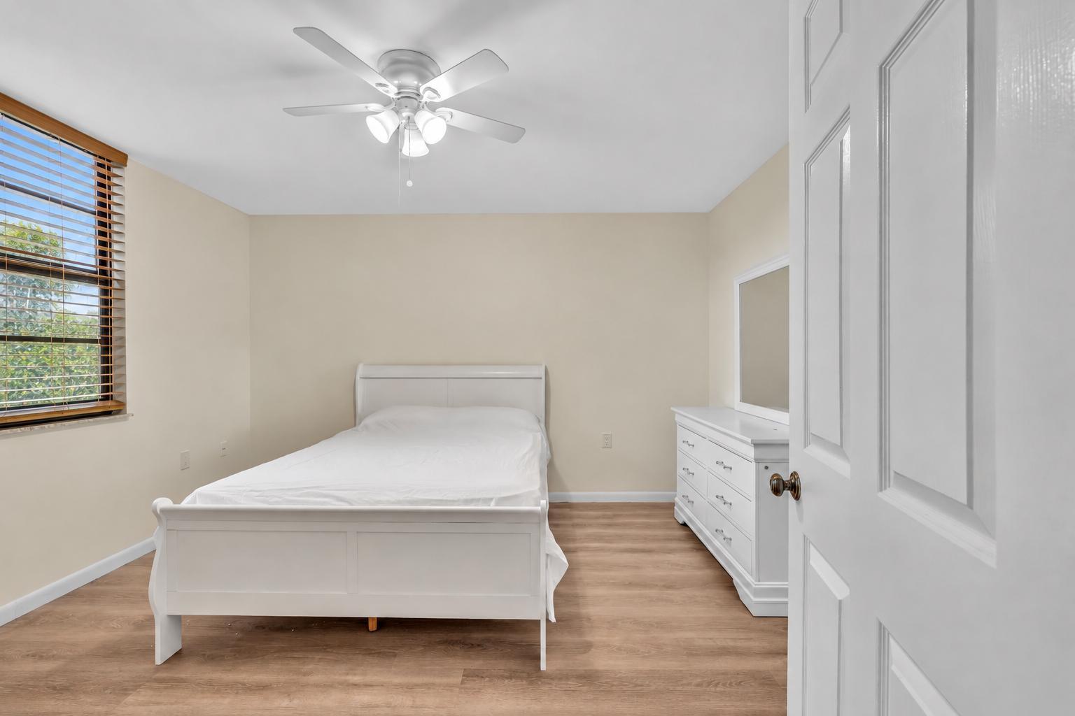 Unit 202 photo 29