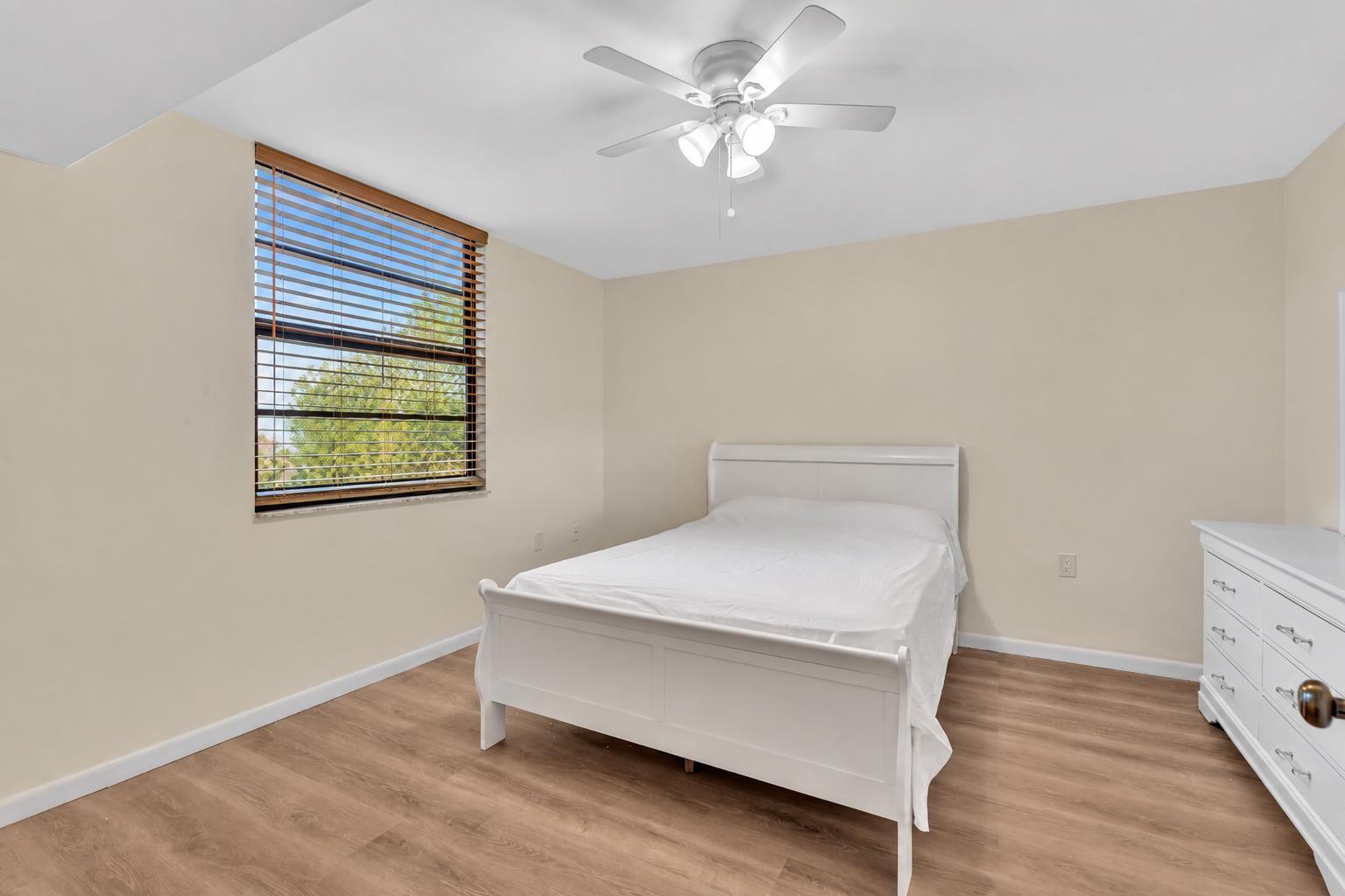 Unit 202 photo 30