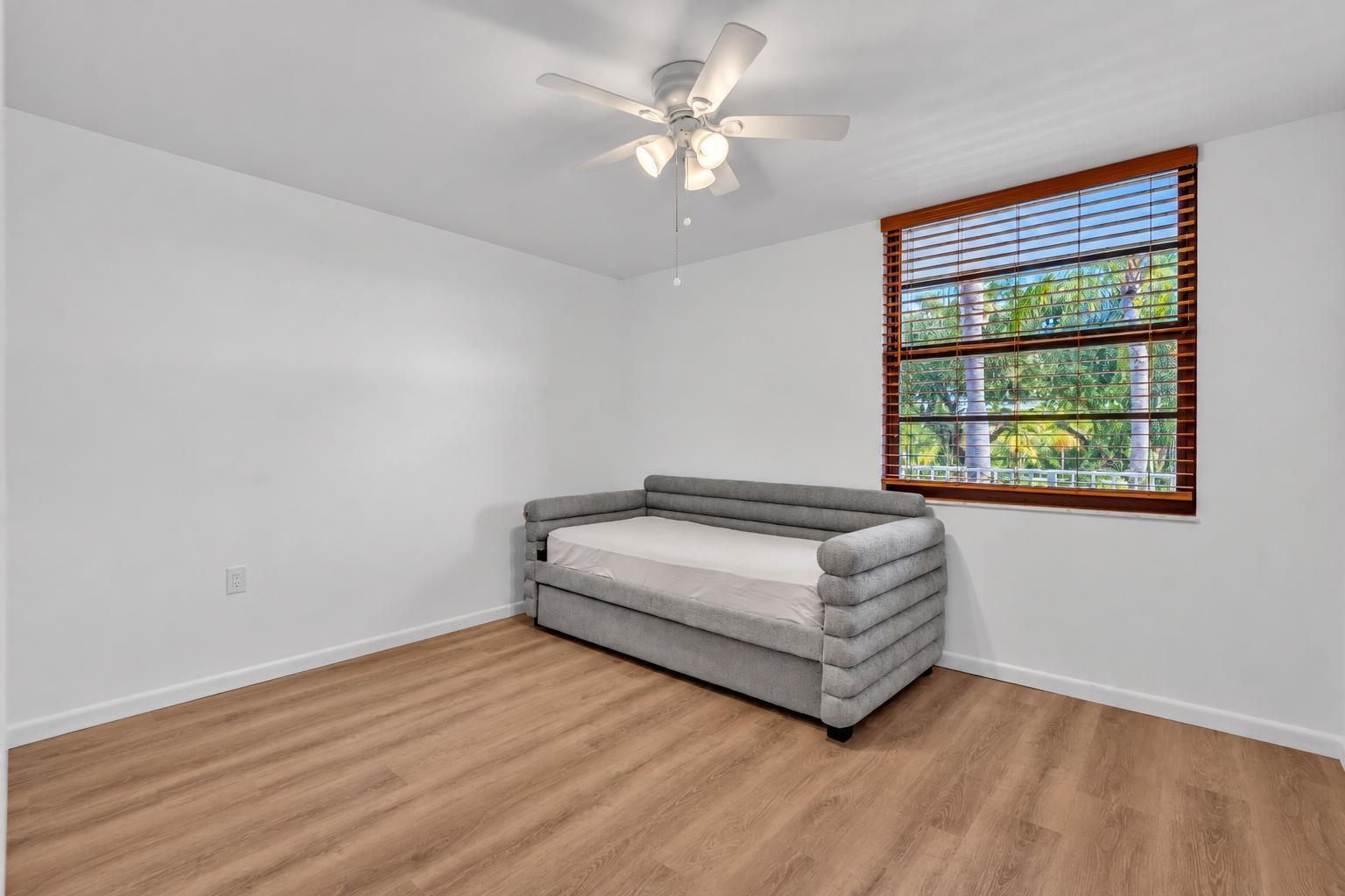 Unit 202 photo 38
