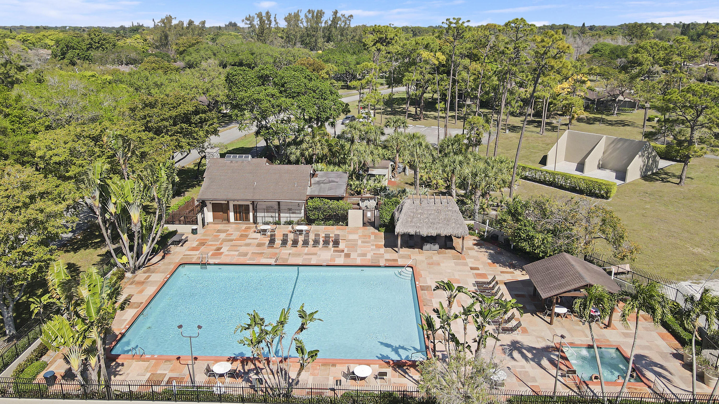 Residence photo 13
