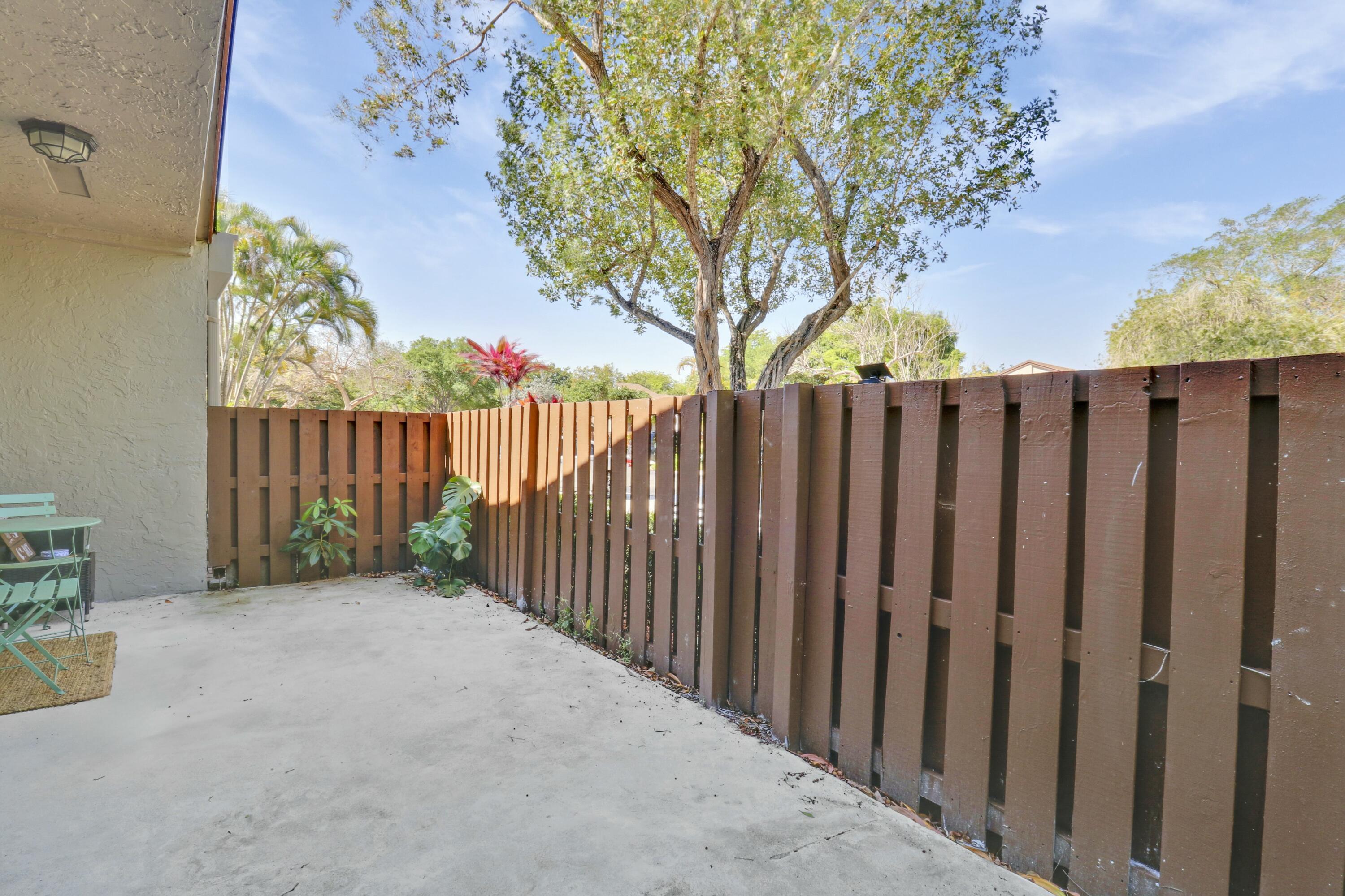 Residence photo 18