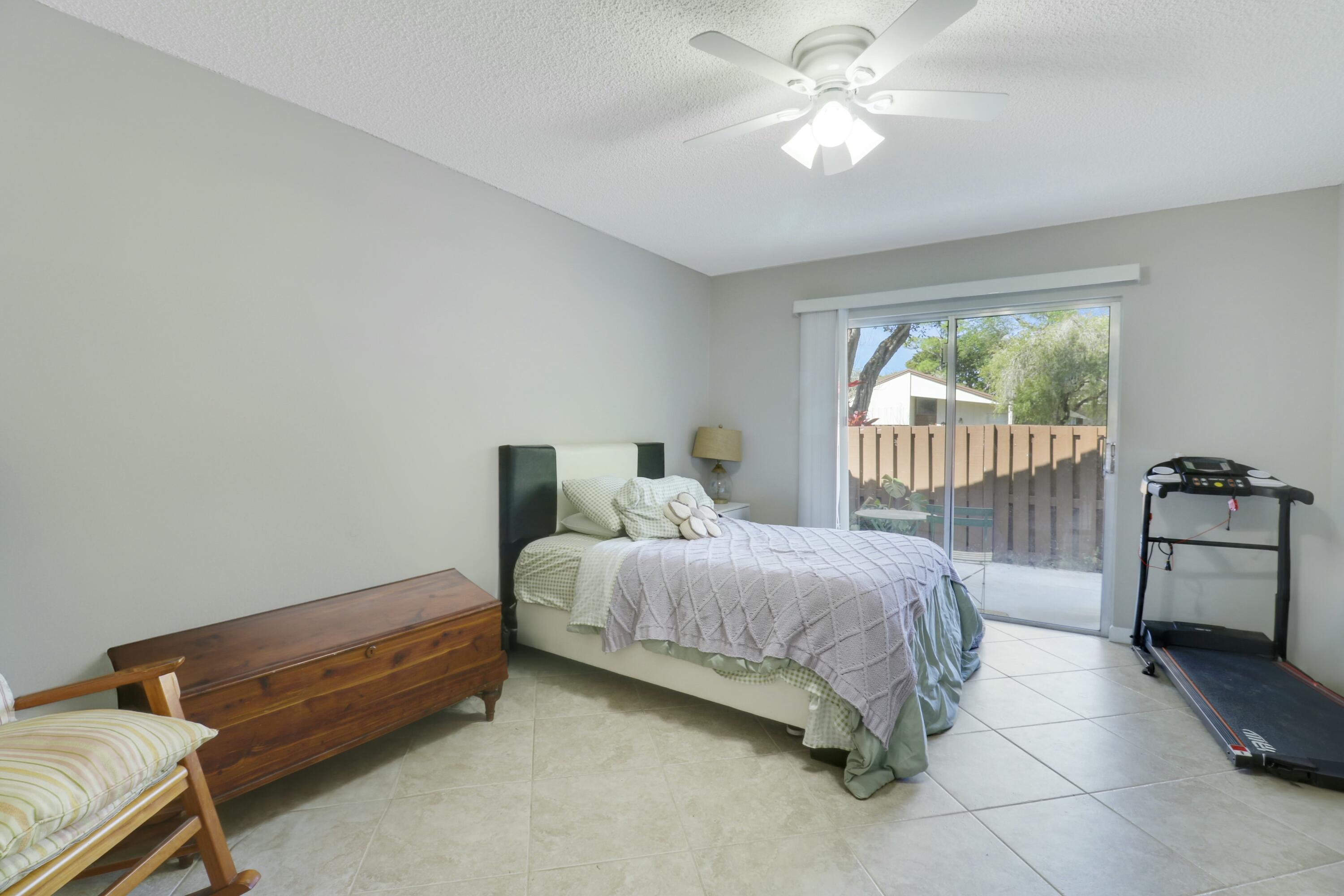 Residence photo 21