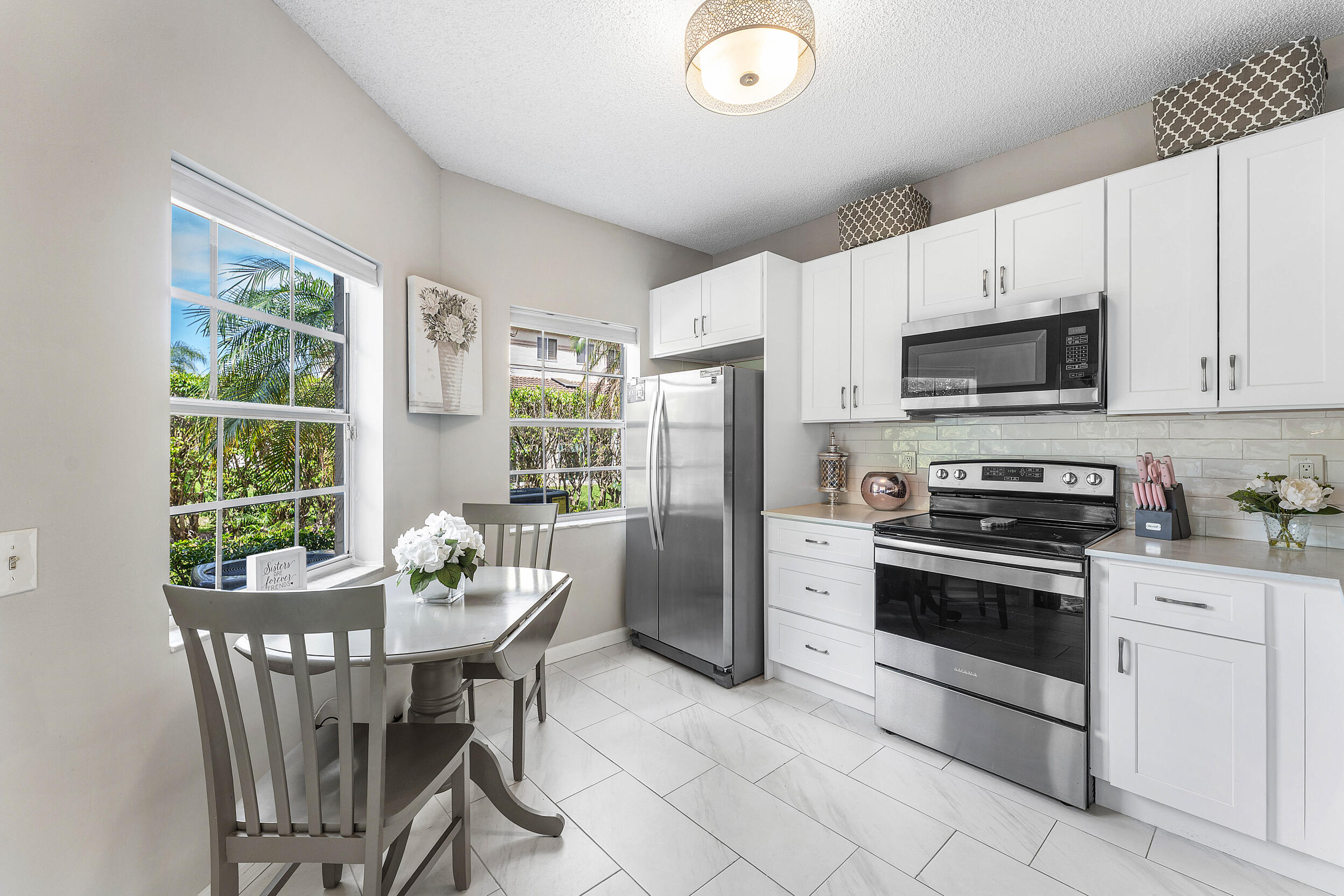 Residence photo 4