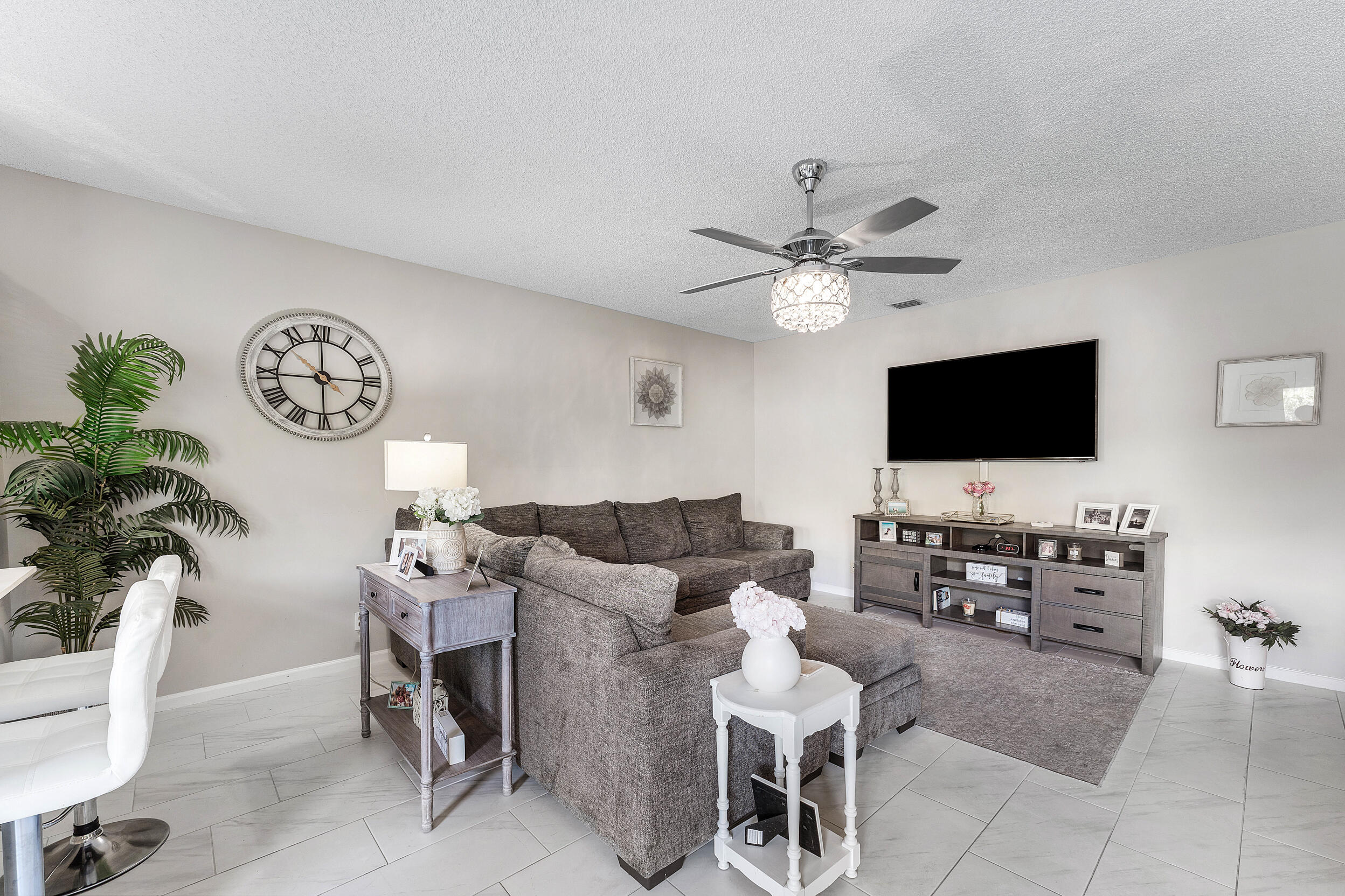 Residence photo 14