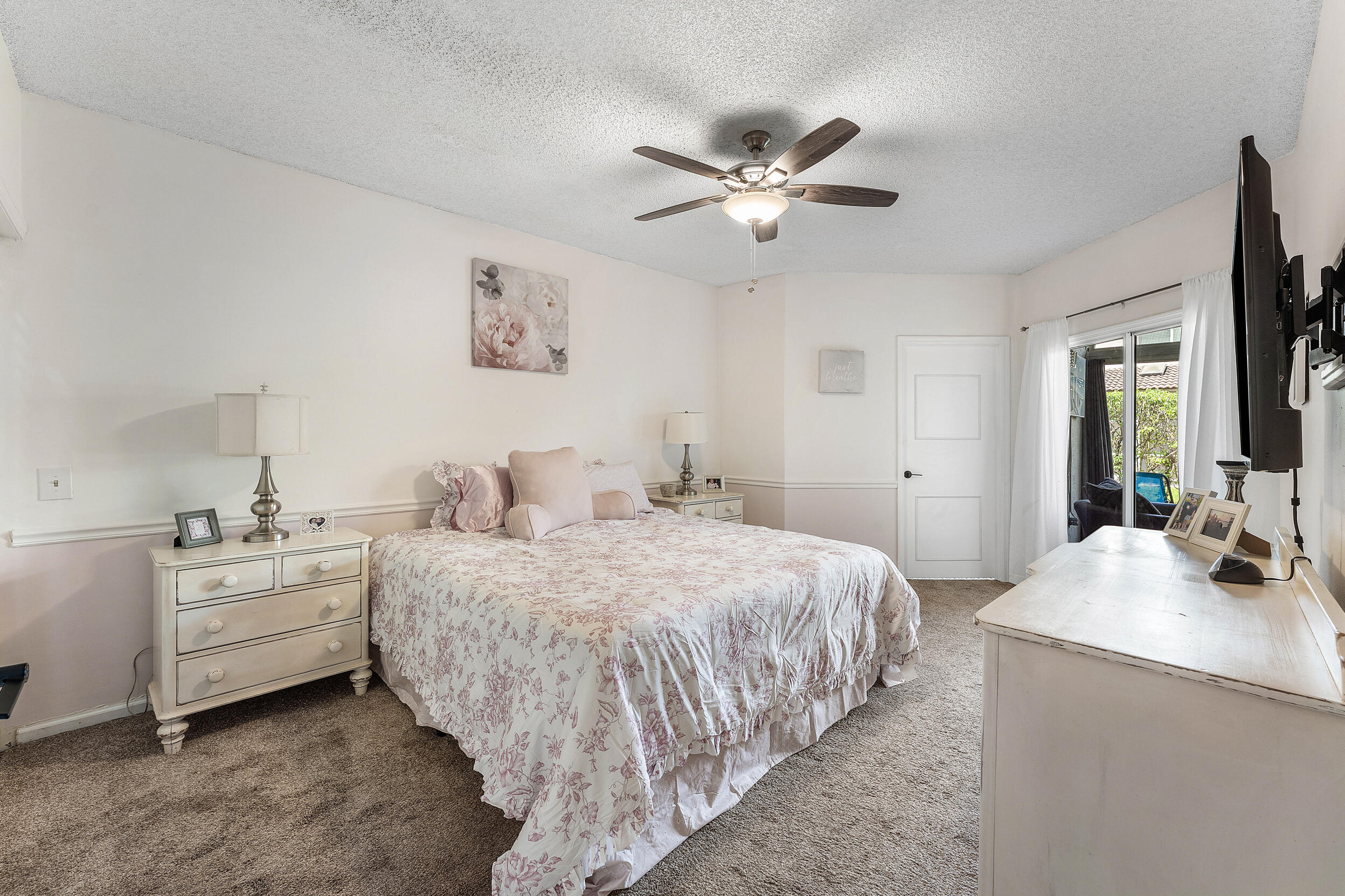 Residence photo 17
