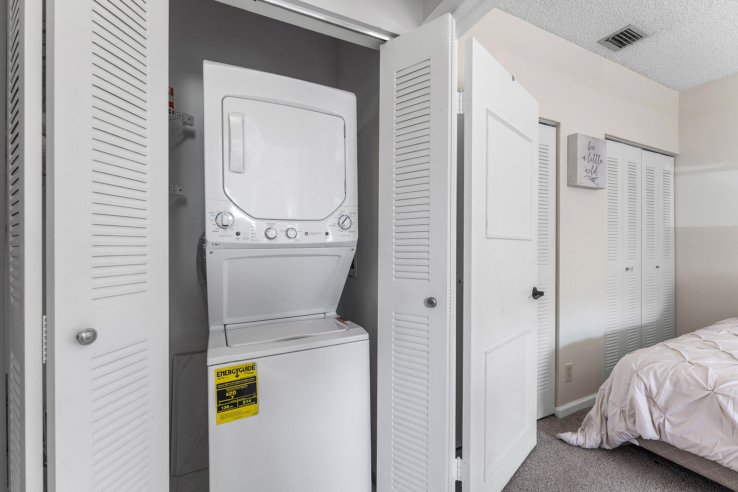 Residence photo 23