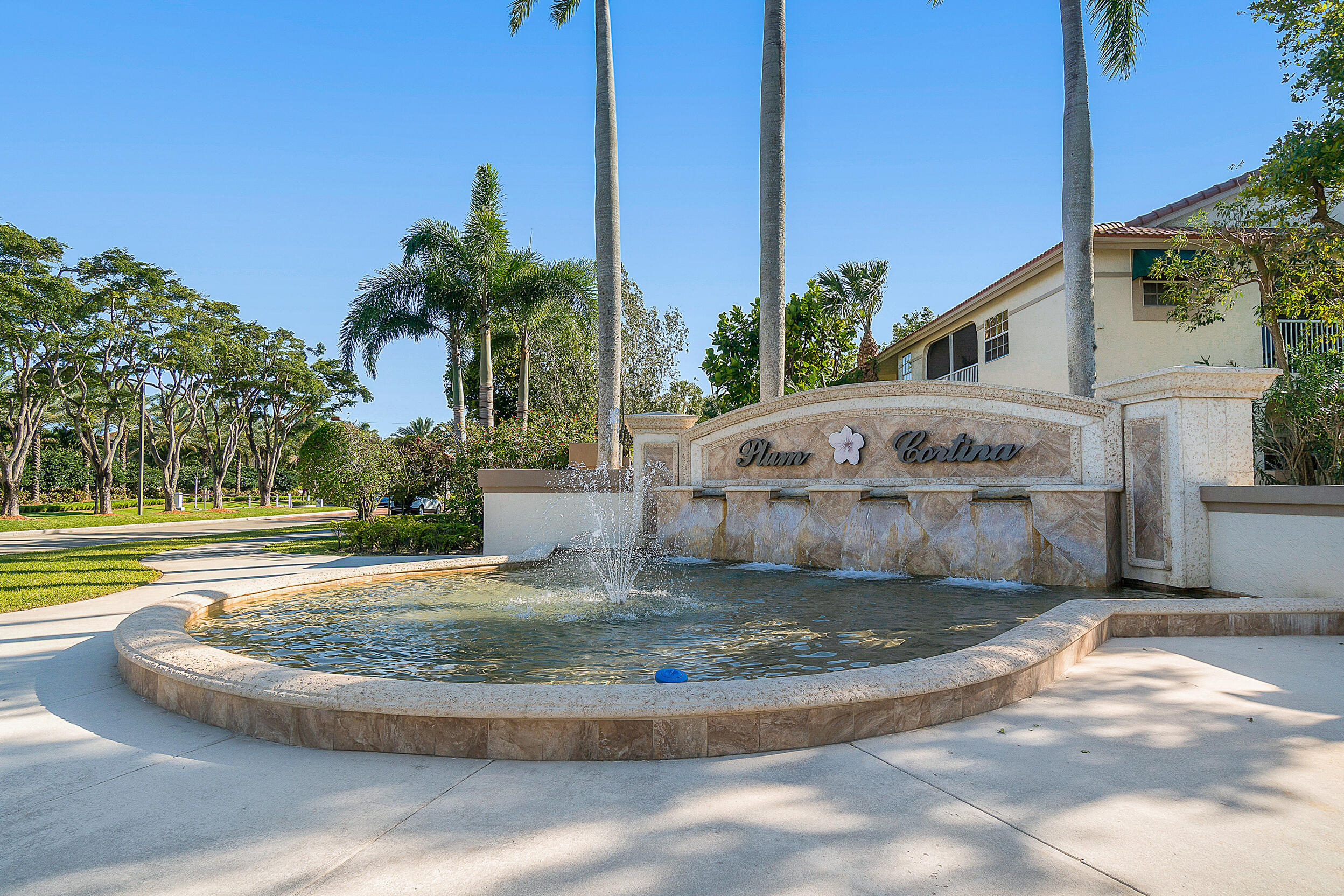 Residence photo 32