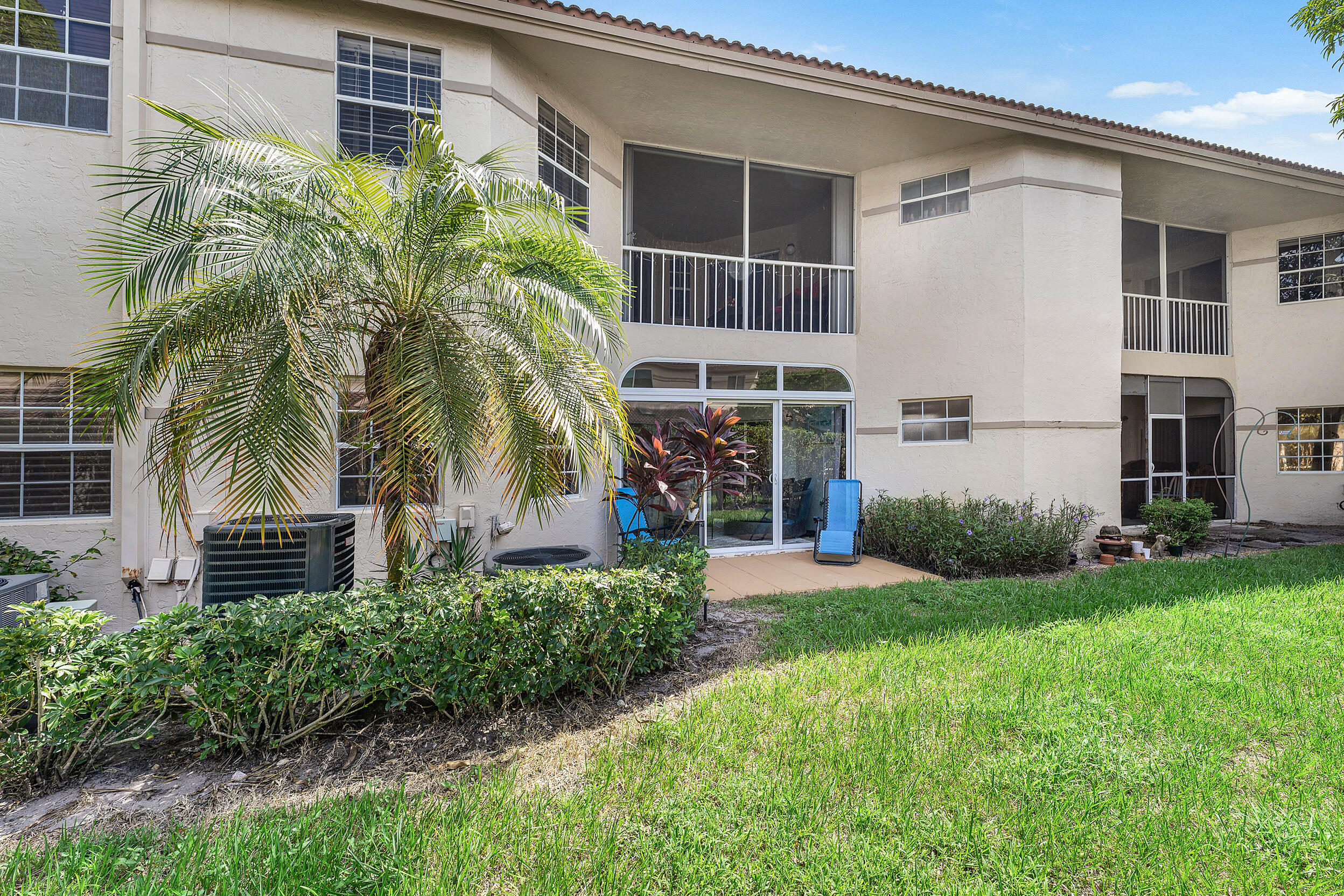 Residence photo 63