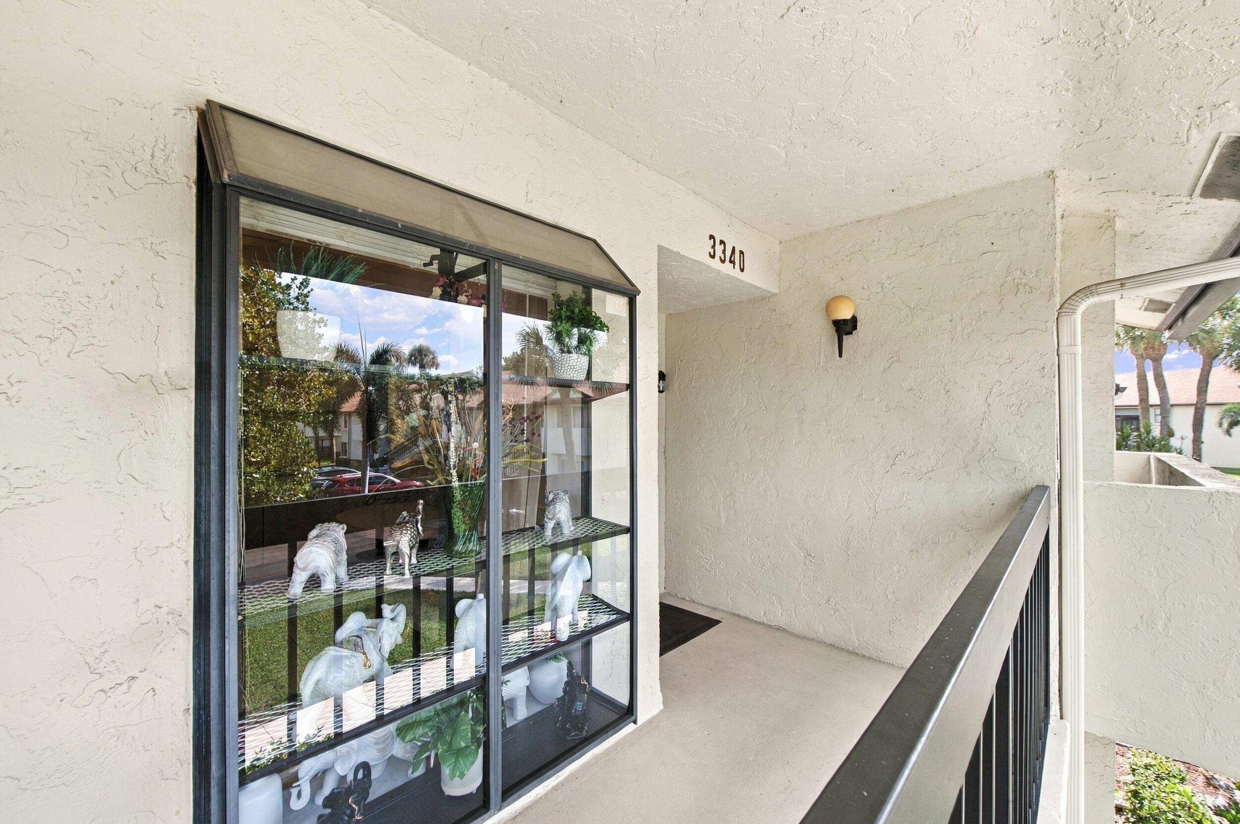 Residence photo 3