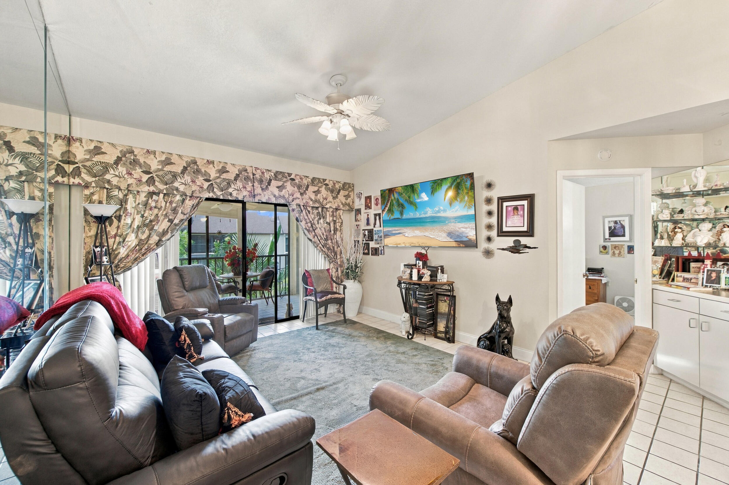 Residence photo 13