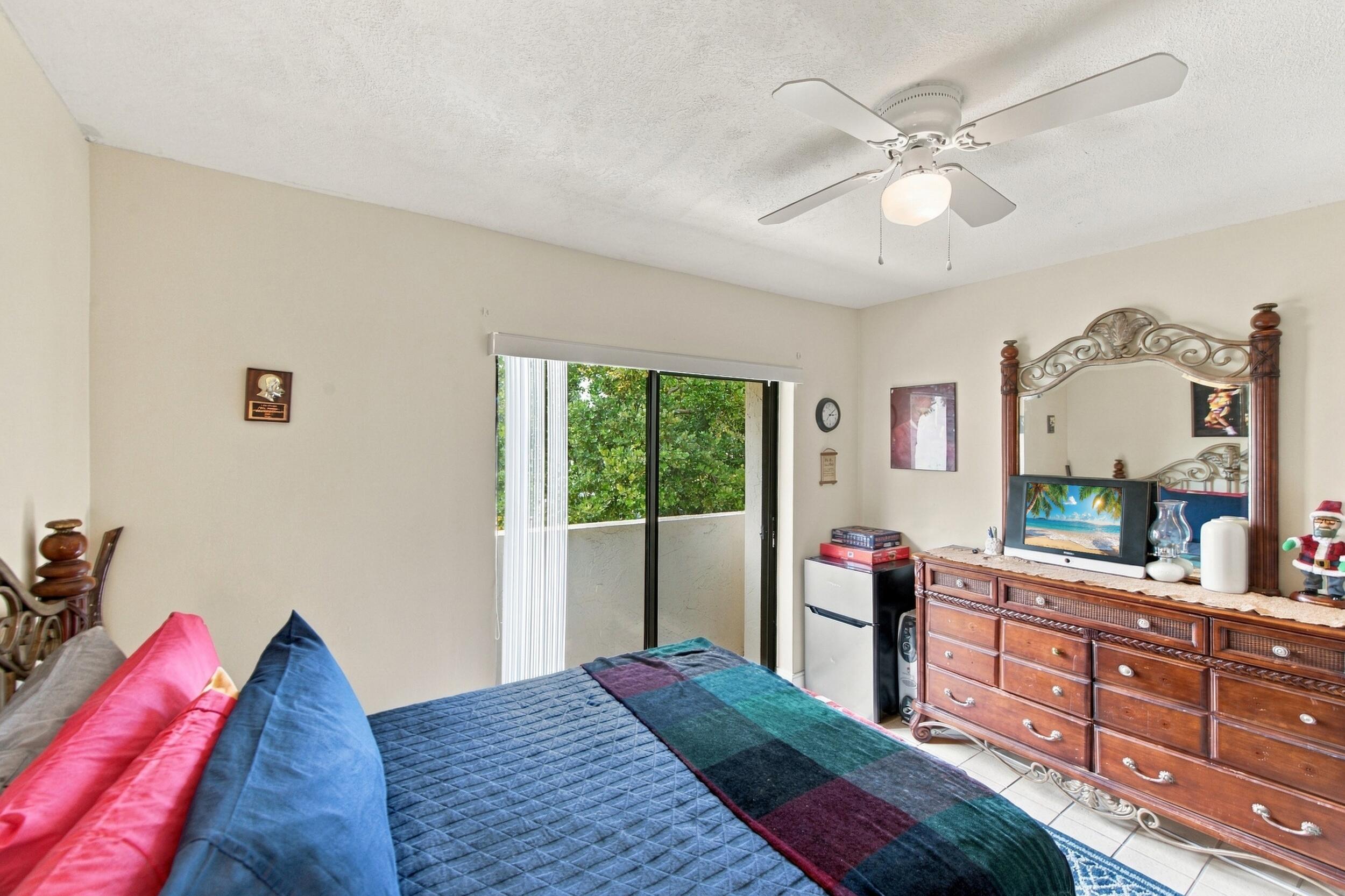 Residence photo 23