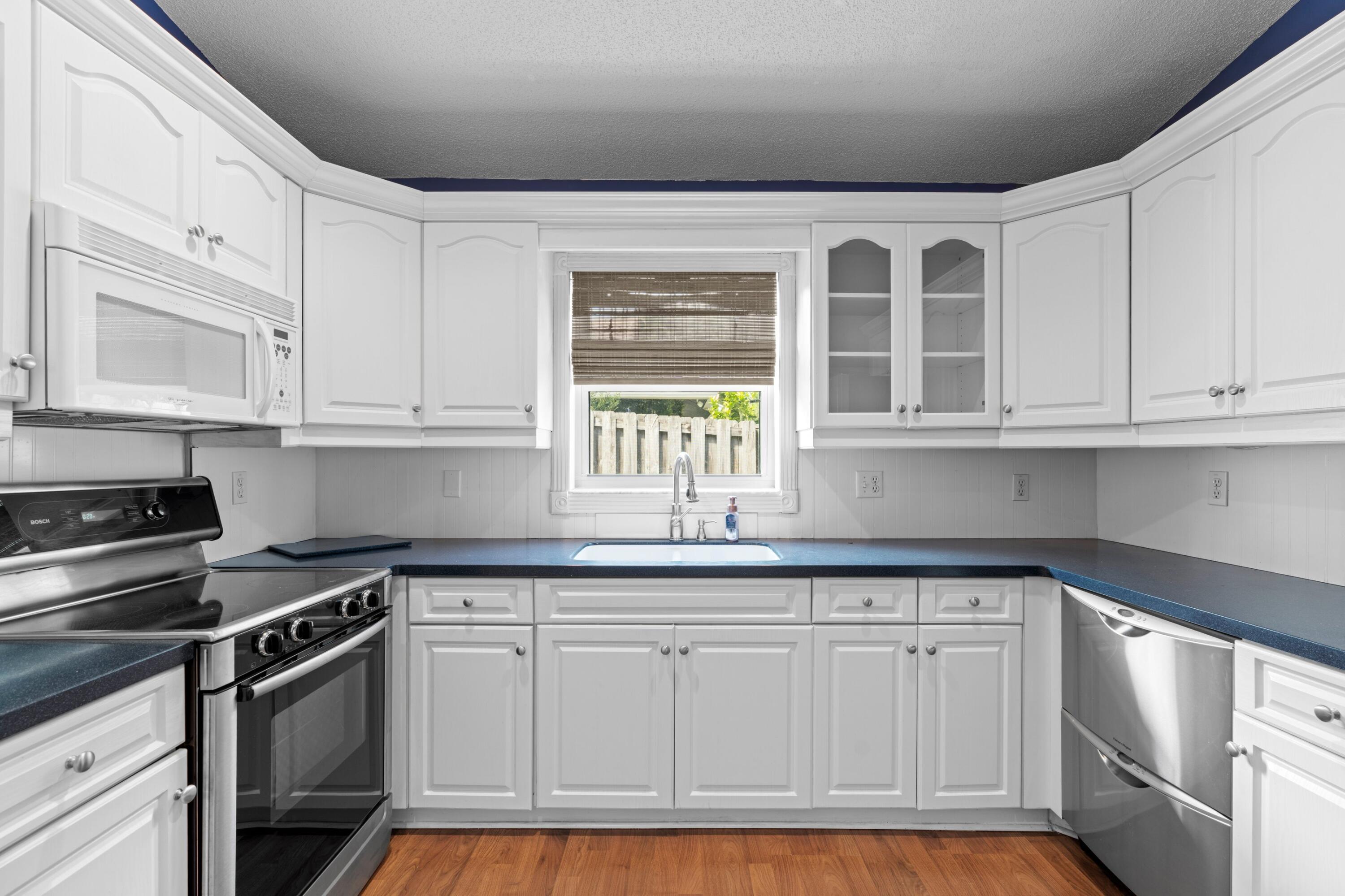 Residence photo 4