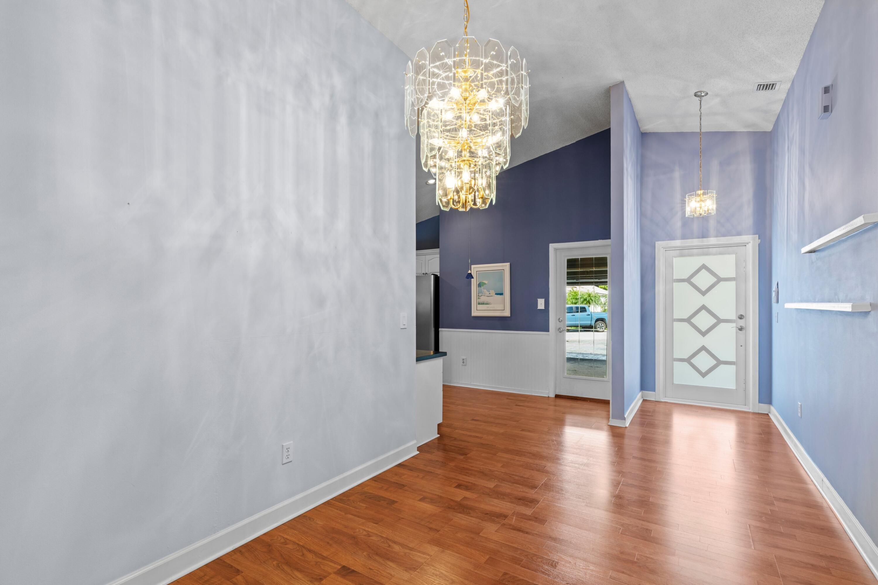 Residence photo 9