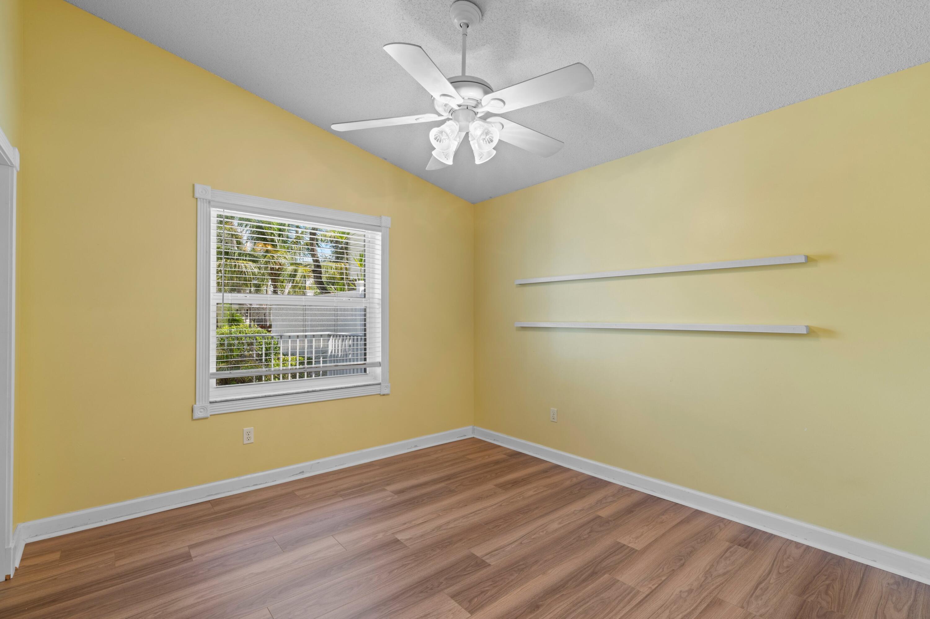 Residence photo 14