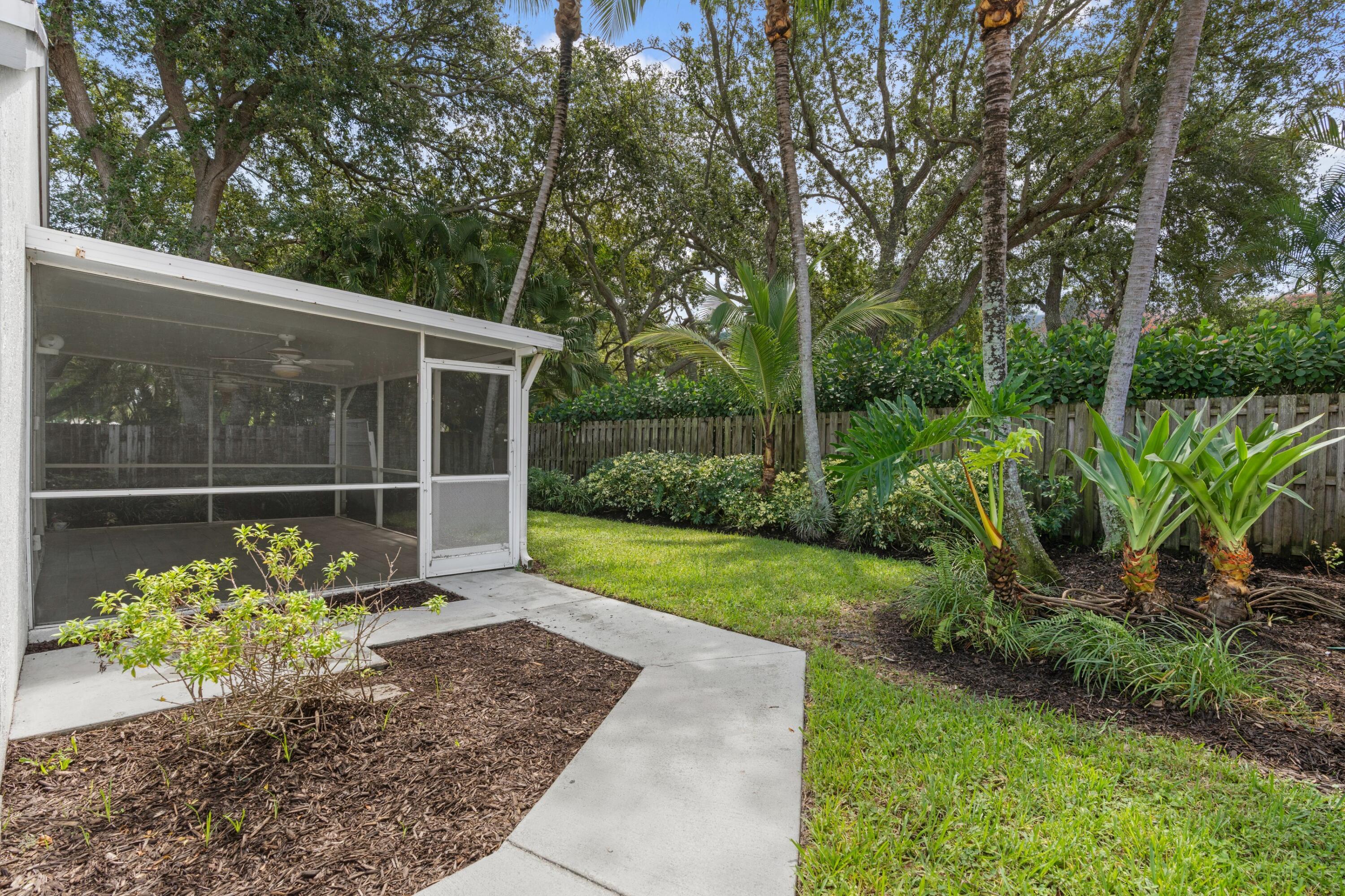 Residence photo 19