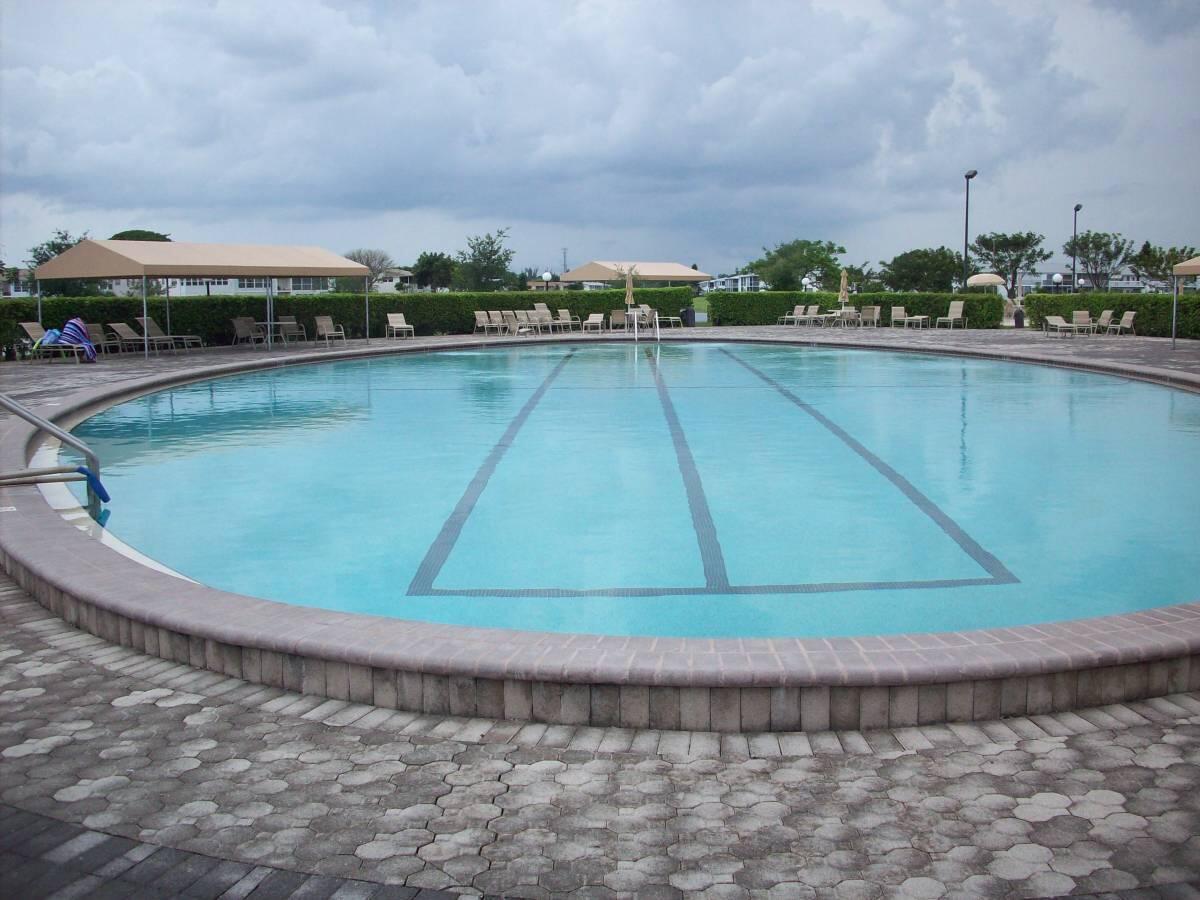 Residence photo 17