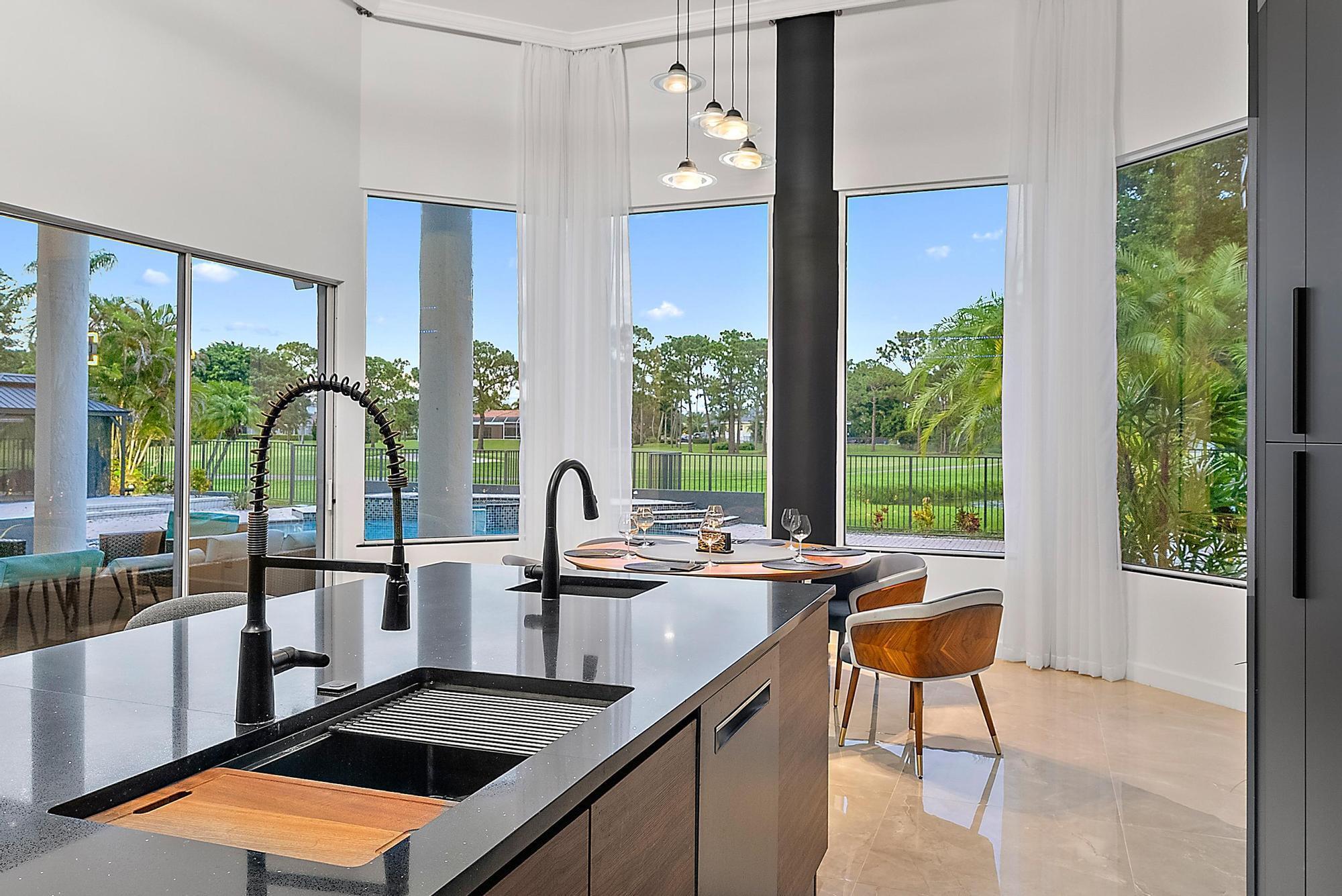 Stonewal Estates Residence photo 16