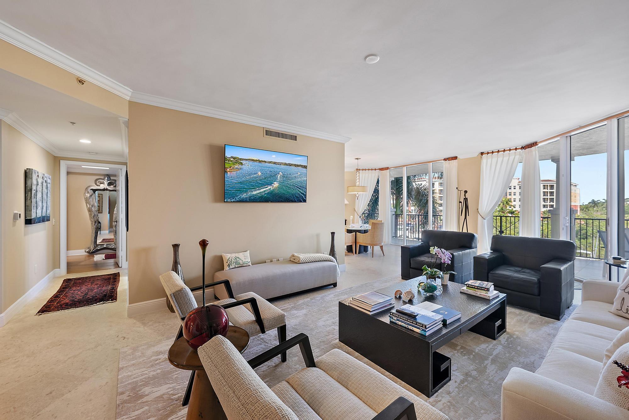 Jupiter Yacht Club Unit 305 photo 5