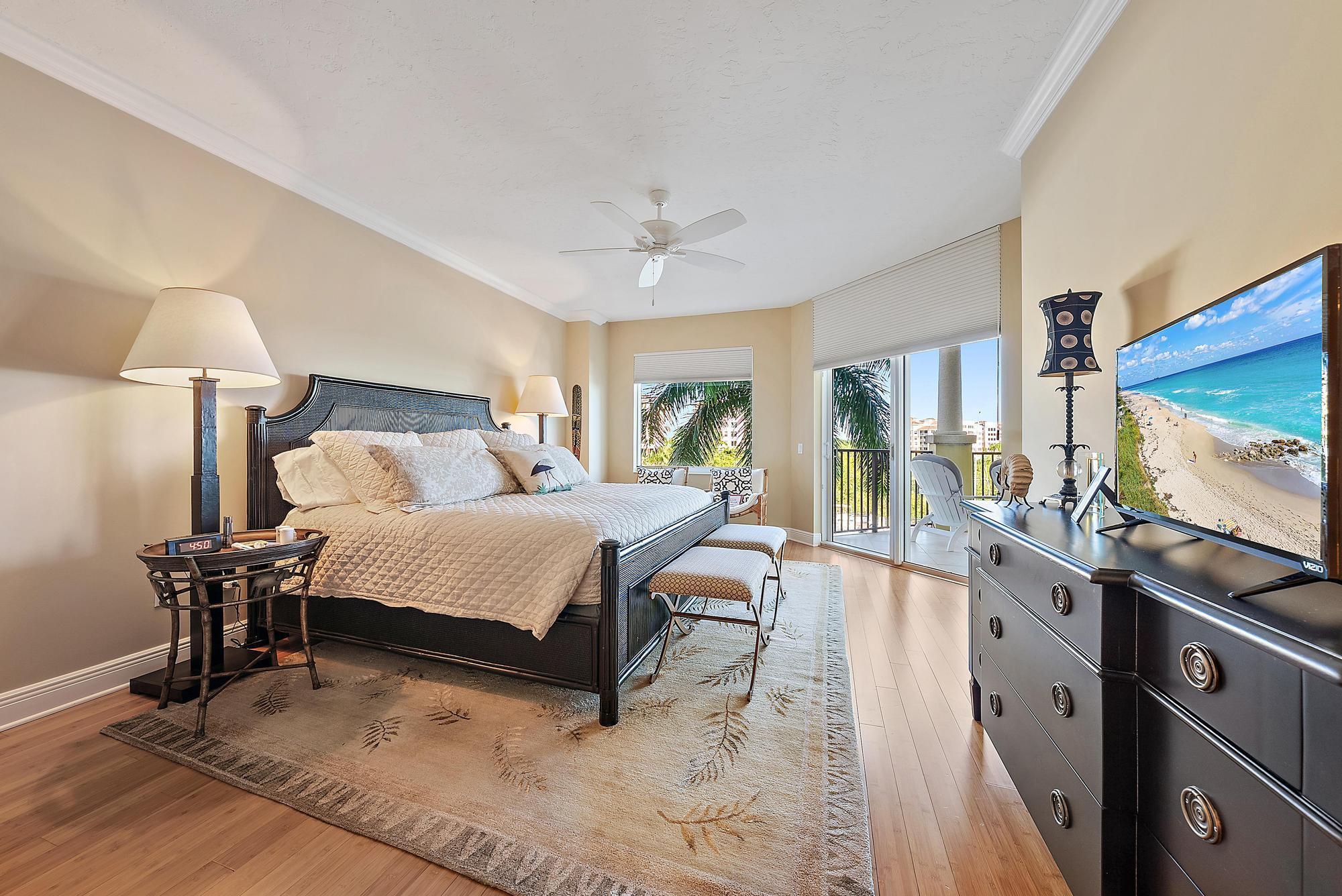 Jupiter Yacht Club Unit 305 photo 10